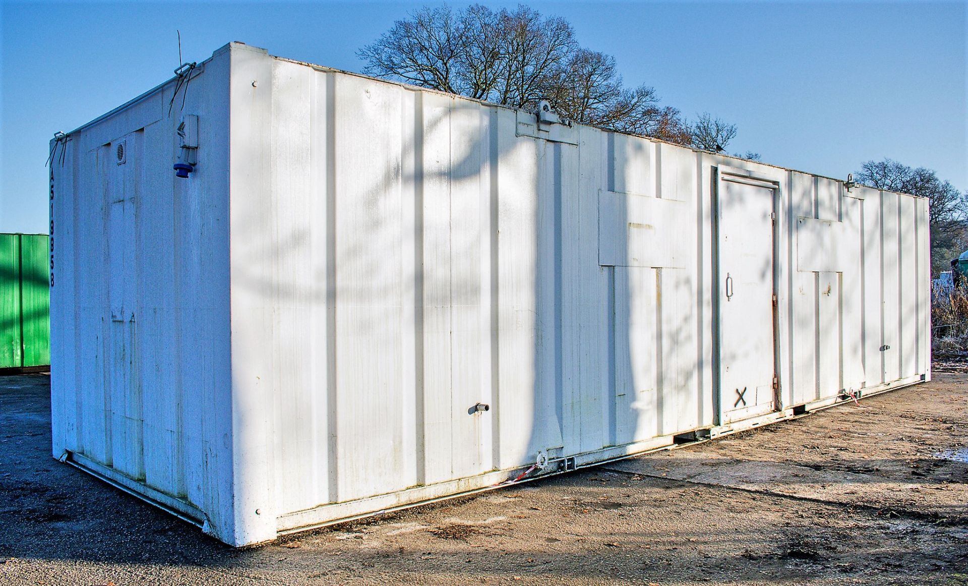 32 ft x 10 ft steel anti-vandal toilet site unit c/w keys A519958 - Image 3 of 7