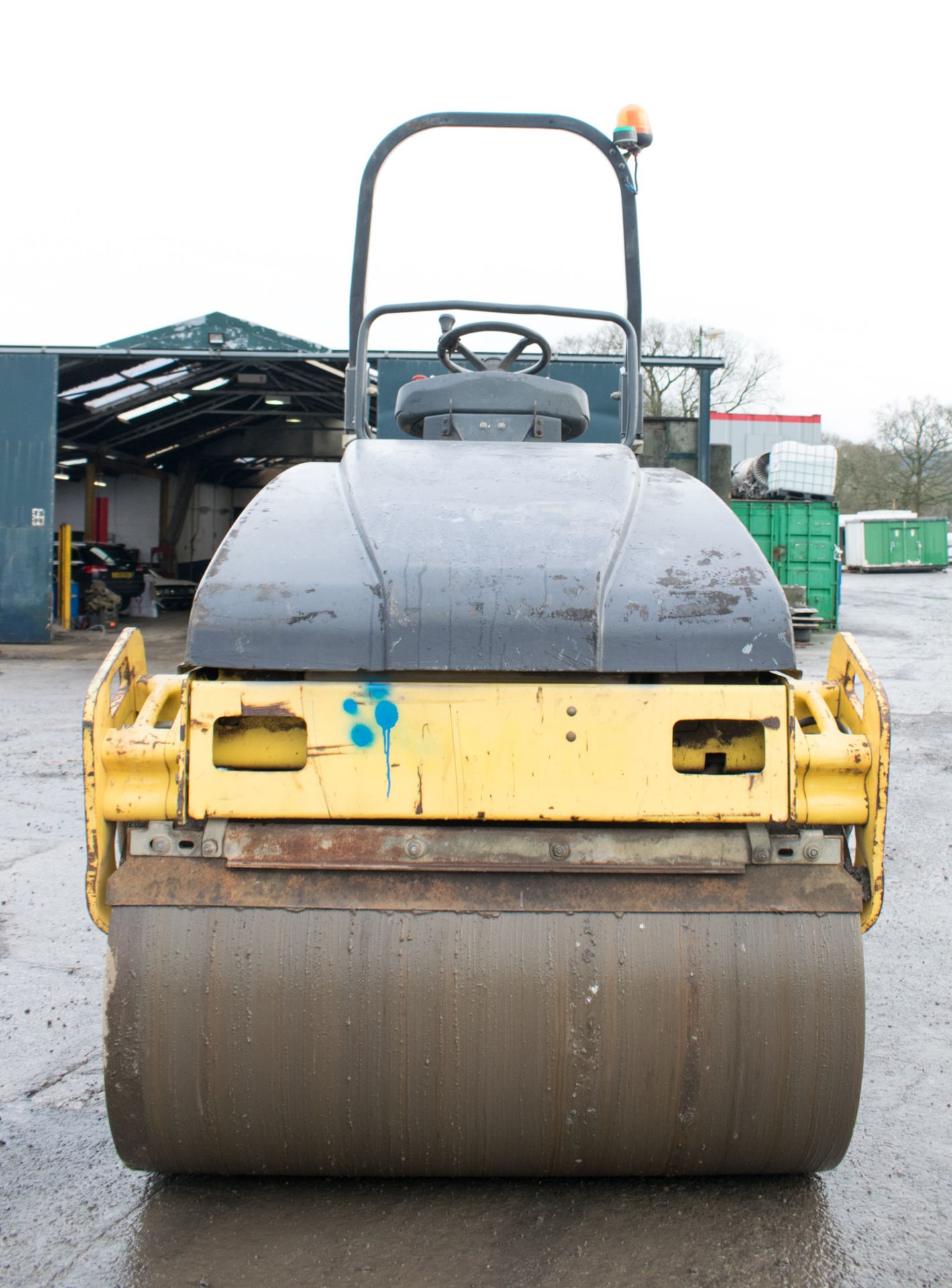 Bomag BW120 AD-4 double drum ride on roller Year: 2005 S/N 22546 Recorded hours: Not displayed ( - Image 5 of 12