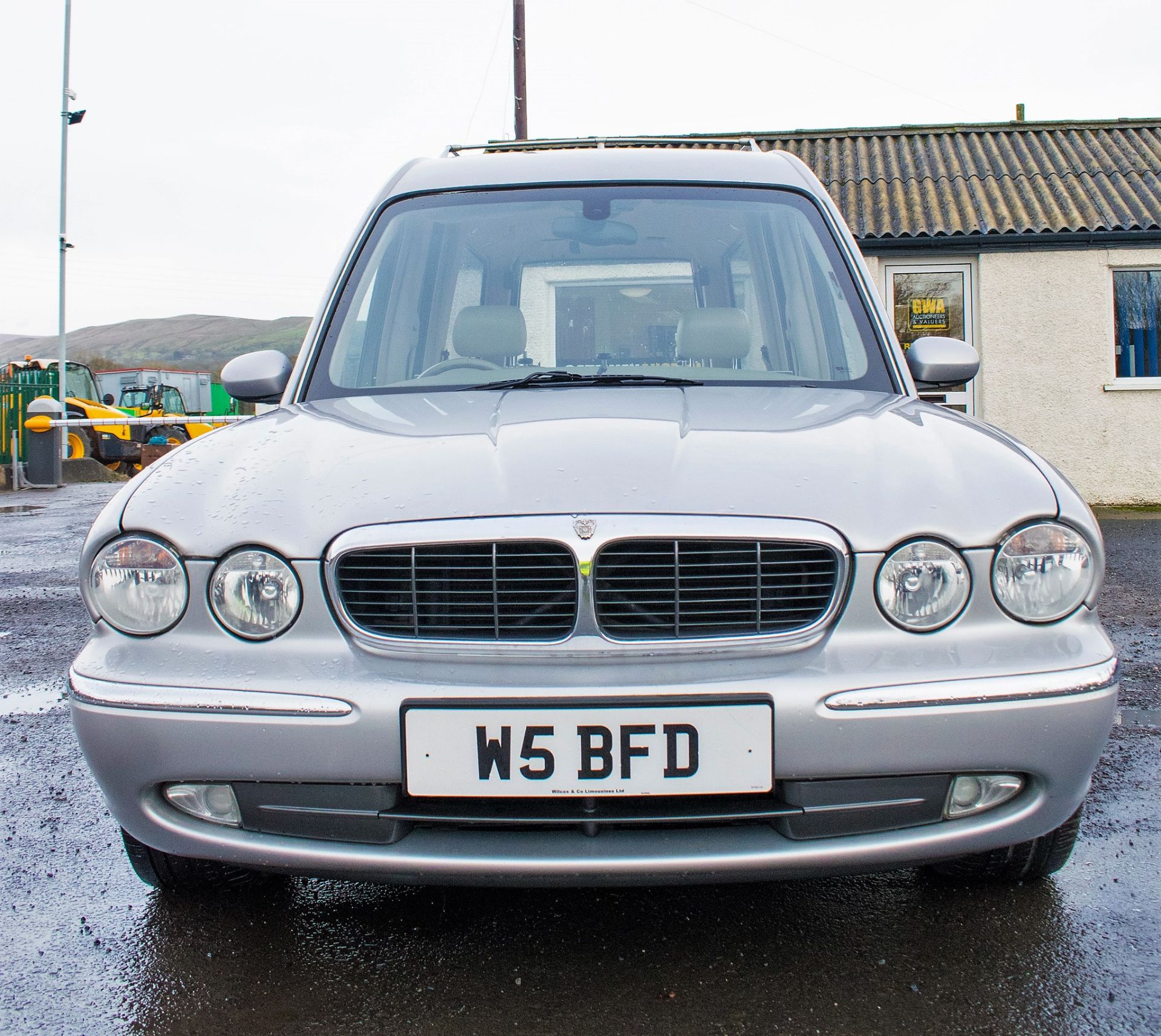 Jaguar XJ6 V6 automatic hearse Registration Number: BW54 YNL (Registration Number photographed has - Image 5 of 20