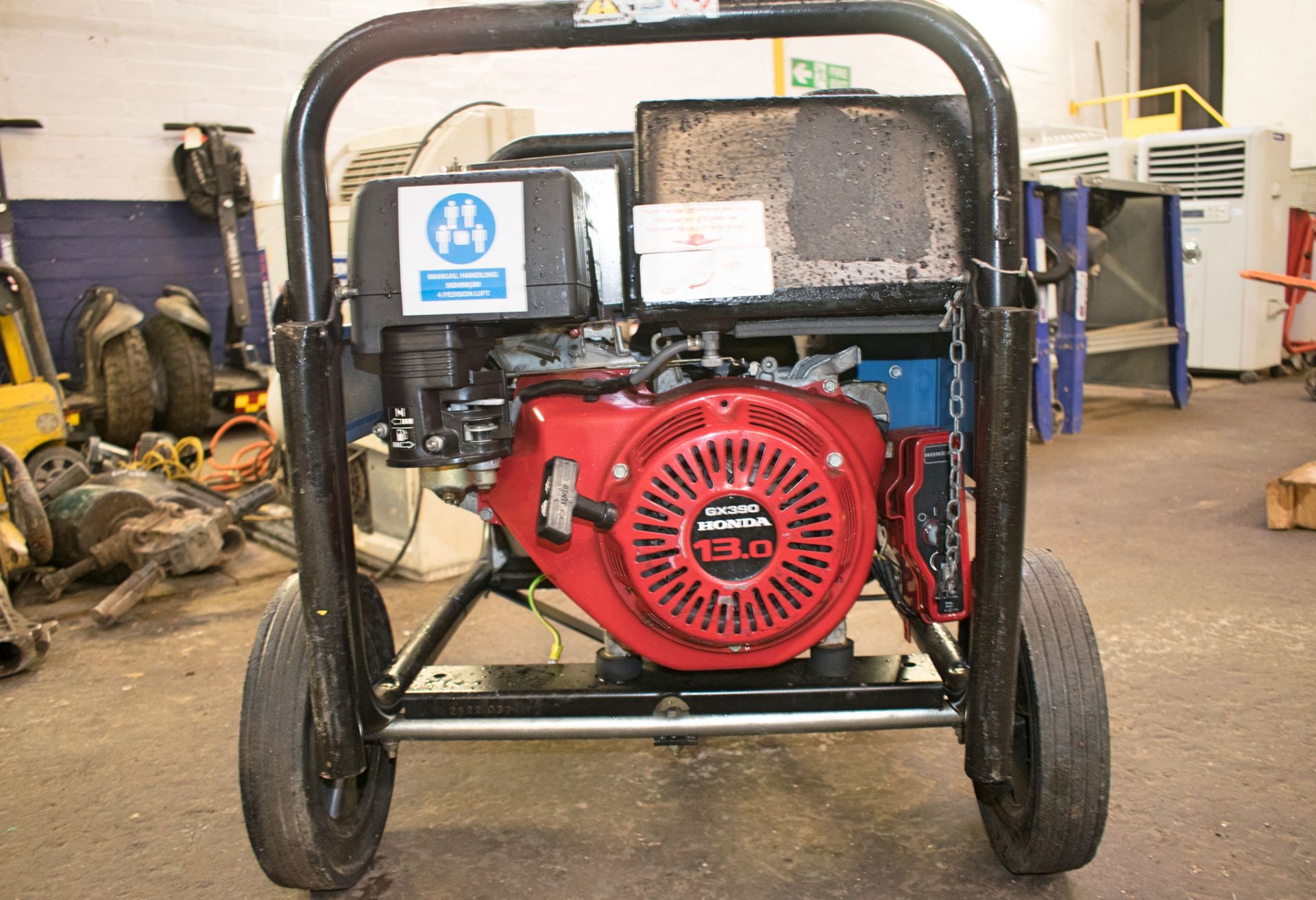 SDMO SH6000 110v petrol driven generator ** Ex Fire and Rescue service** - Image 2 of 3