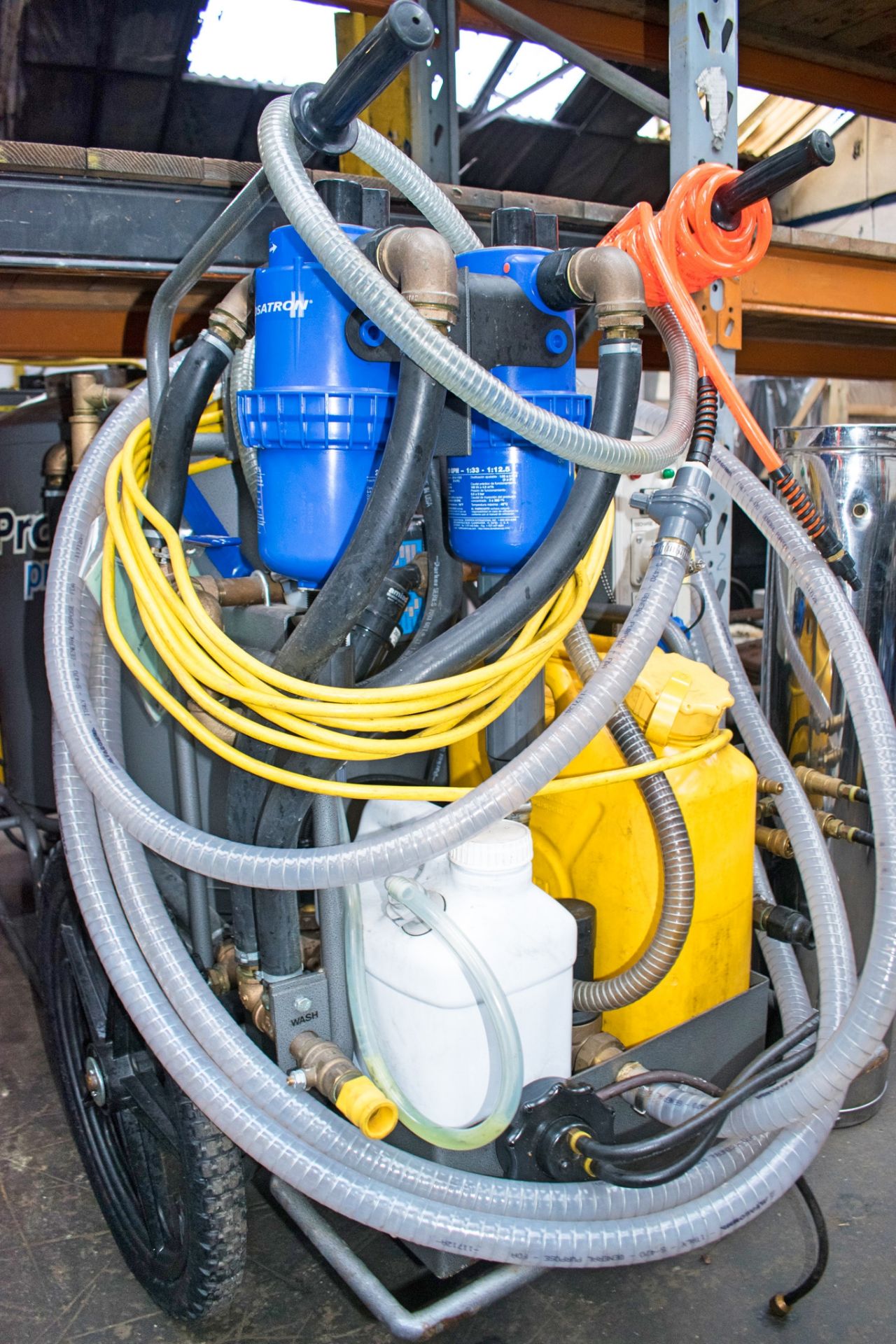 Diesel fuelled chemical decontamination personnel washer c/w flue ** Ex Fire and Rescue service** - Image 2 of 2