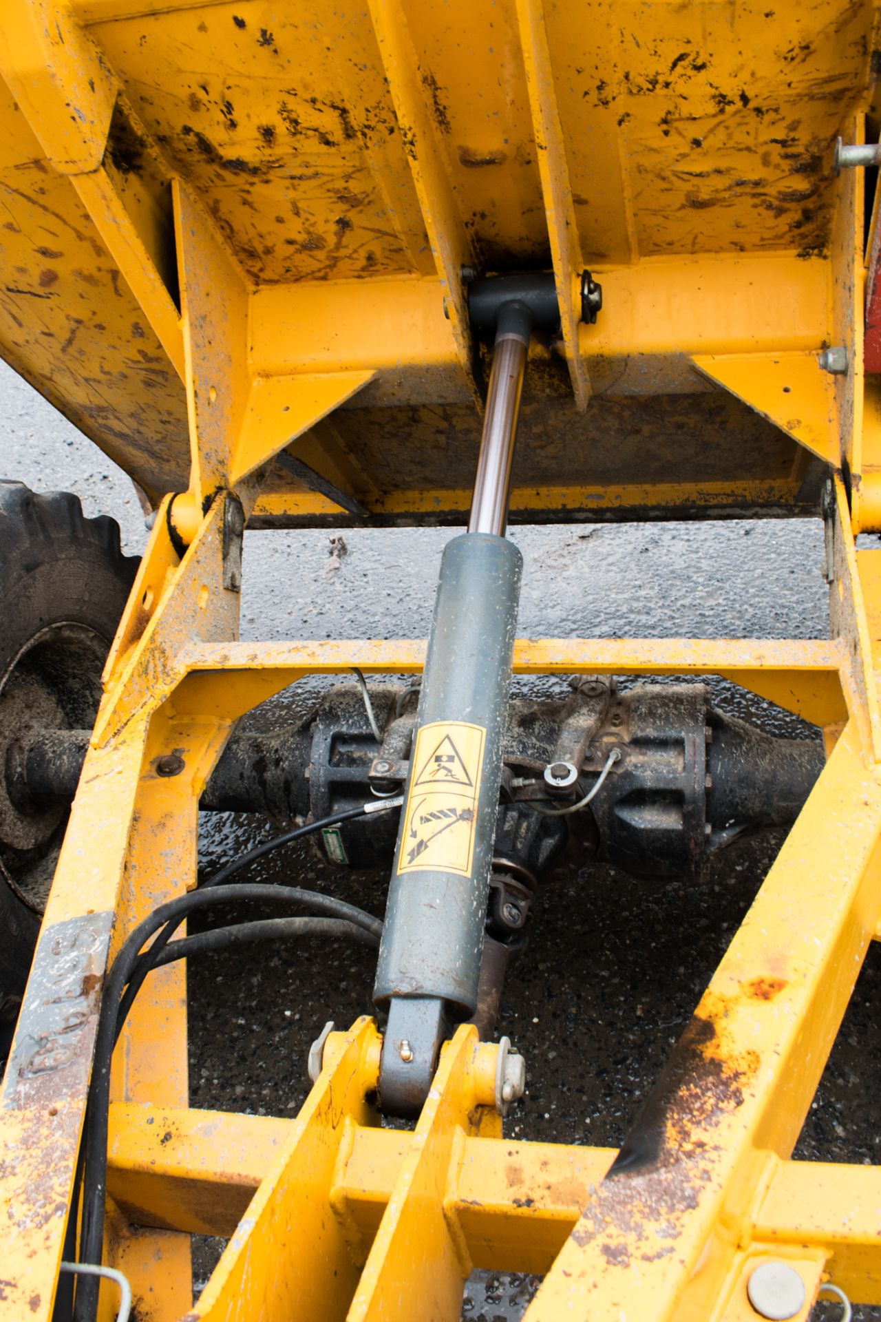 Benford Terex PT3000 3 tonne straight skip dumper  Year: 2005 S/N: E510FC111 Recorded hours: 1256 - Image 14 of 19