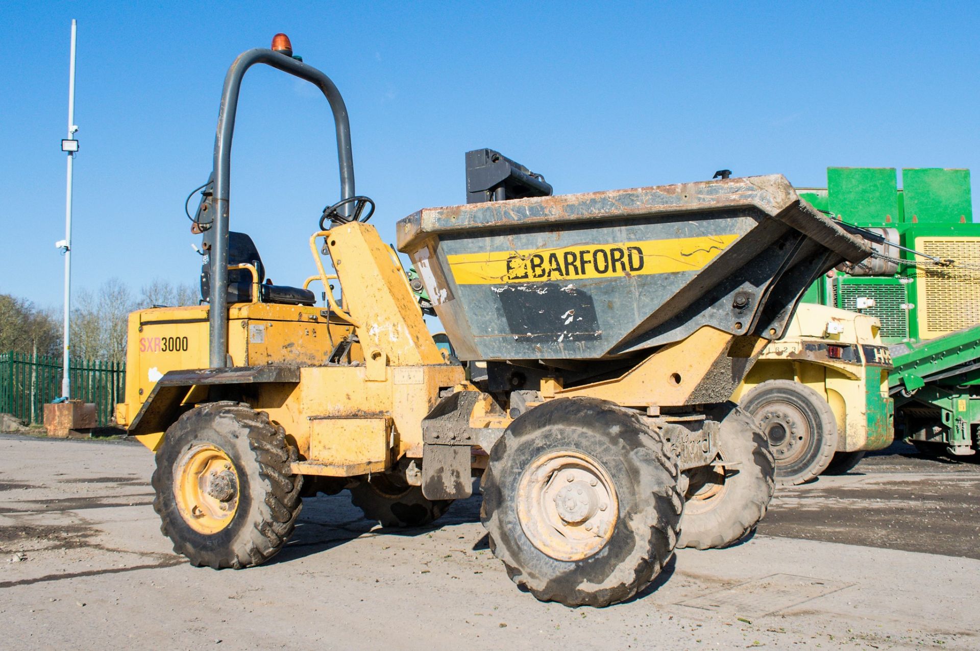 Barford 3 tonne swivel skip dumper Year: 2007 S/N: SHVA0056 Recorded Hours: 354 - Image 2 of 21