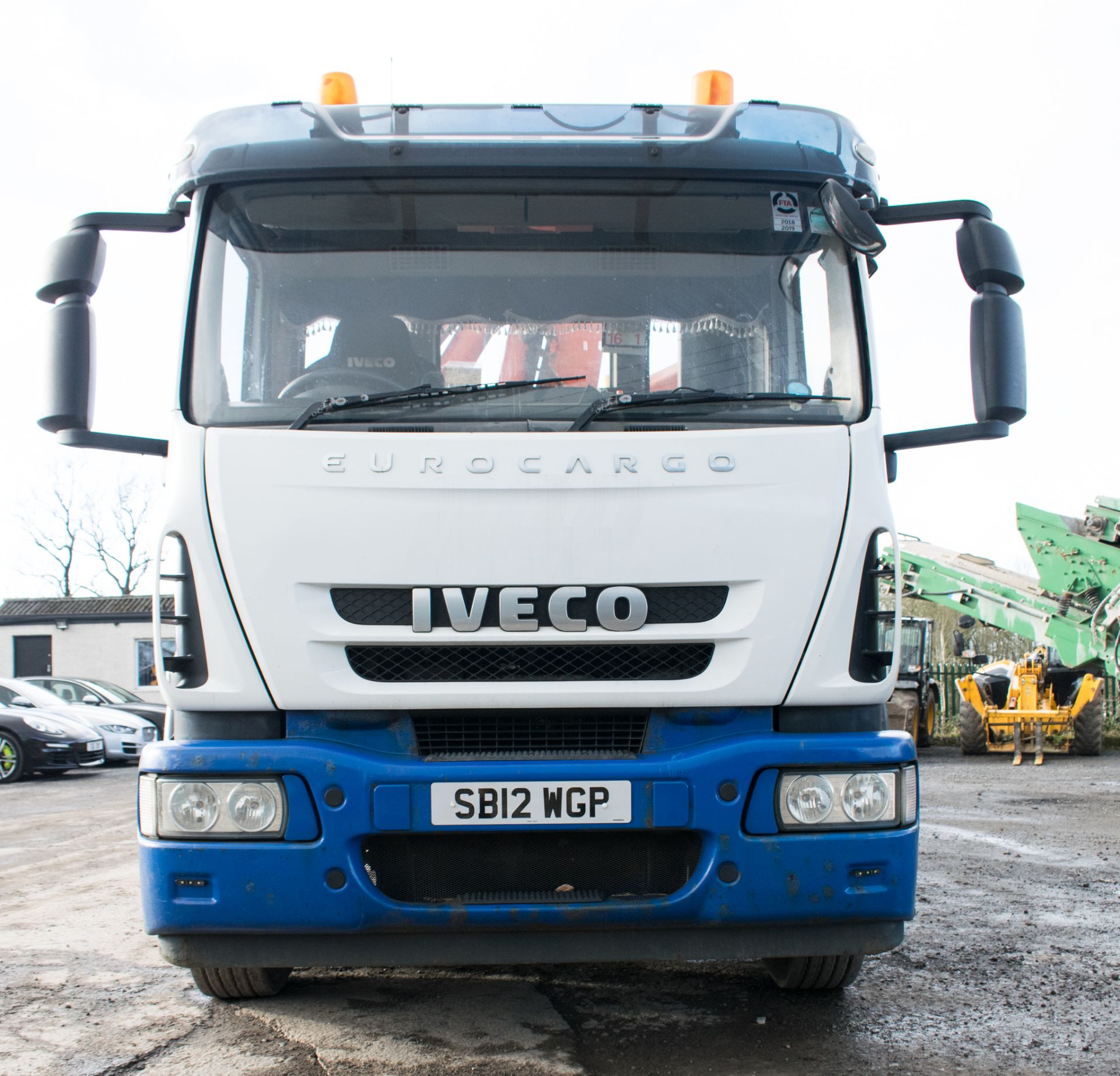 Iveco Euro 5-EEV automatic 4x2 flat bed crane lorry Registration number: SB12 WGP Date of - Image 5 of 22