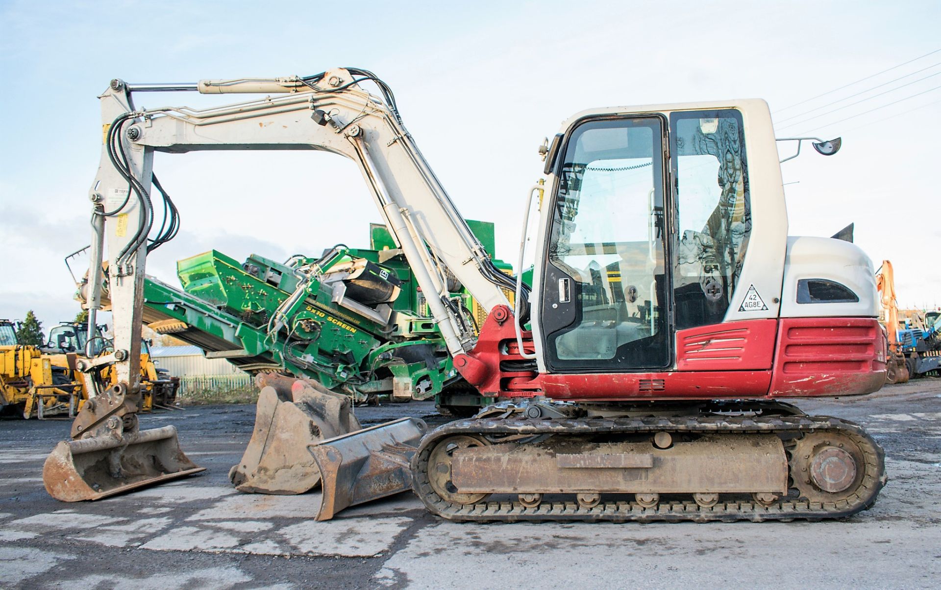 Takeuchi TB285 8.5 tonne rubber tracked excavator Year: 2013 S/N: 185000856 Recorded hours: 6571 - Image 7 of 21