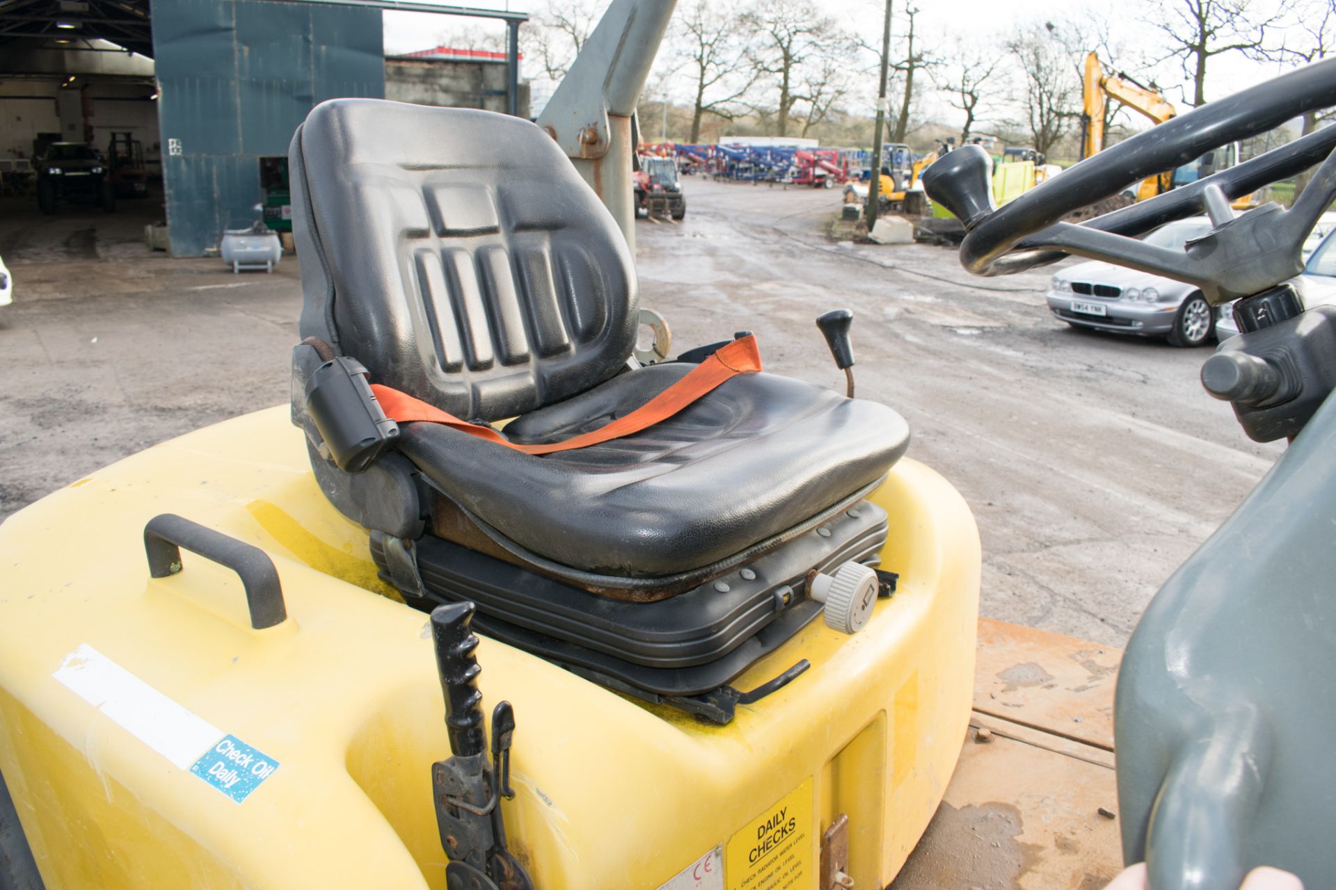 Neuson Lifton 3 tonne swivel skip dumper Year: 2003 S/N: AA31028D Recorded Hours: Not displayed ( - Image 17 of 18