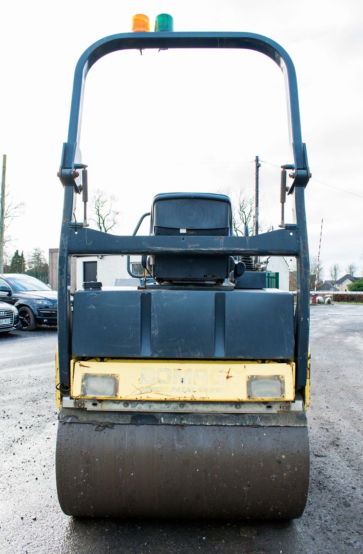 Bomag BW135 AD double drum ride on roller Year: 2007 S/N: 10165016110 Recorded Hours: 1290 R1101 - Image 6 of 14