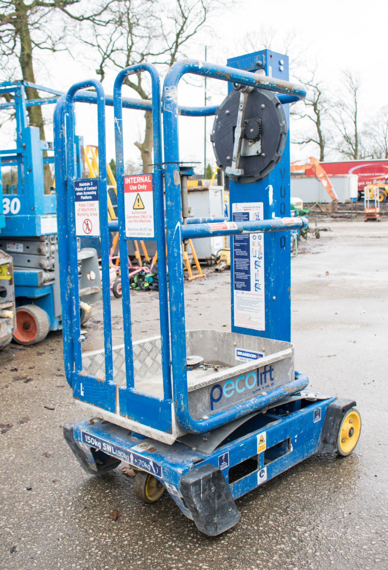 Power Tower Peco Lift manual personnel lift access platform 08PV0030