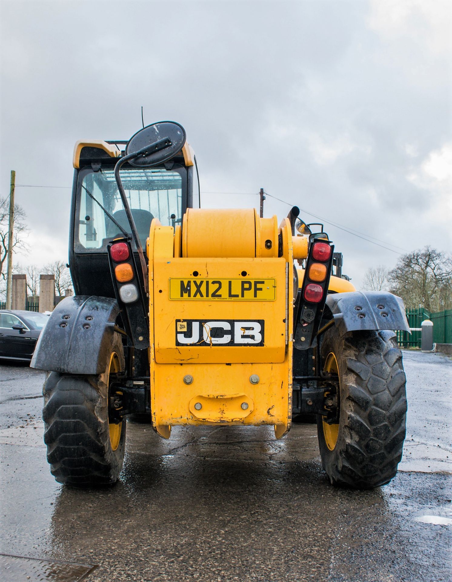 JCB 535-125 Hi-Viz 12.5 metre telescopic handler Year: 2012 S/N: 1534639 Recorded Hours: 5647 c/w - Image 6 of 21