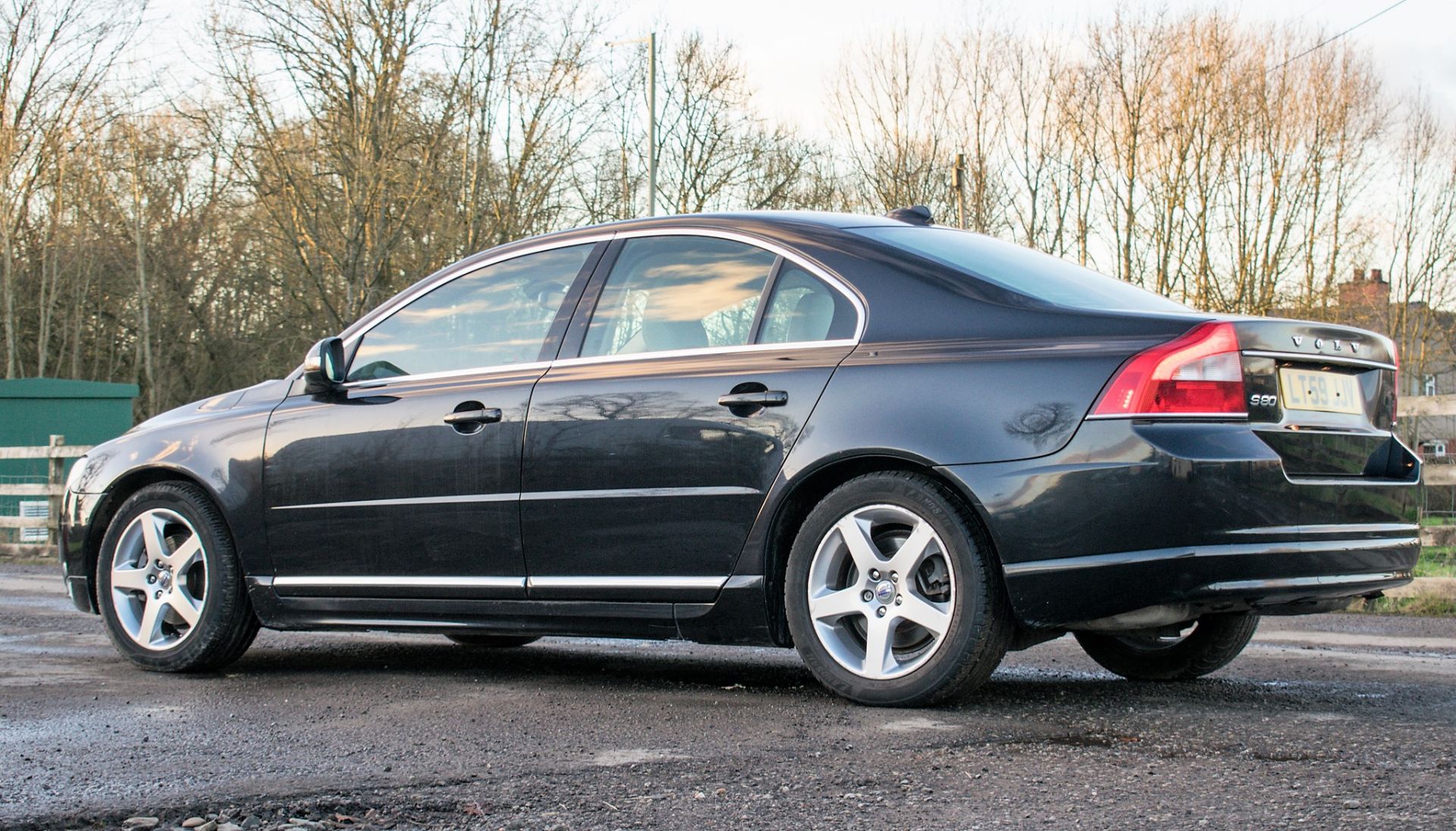 Volvo S80 SE Lux Automatic 4 door saloon car Registration Number: LT59 JJV Date of Registration: - Image 3 of 25