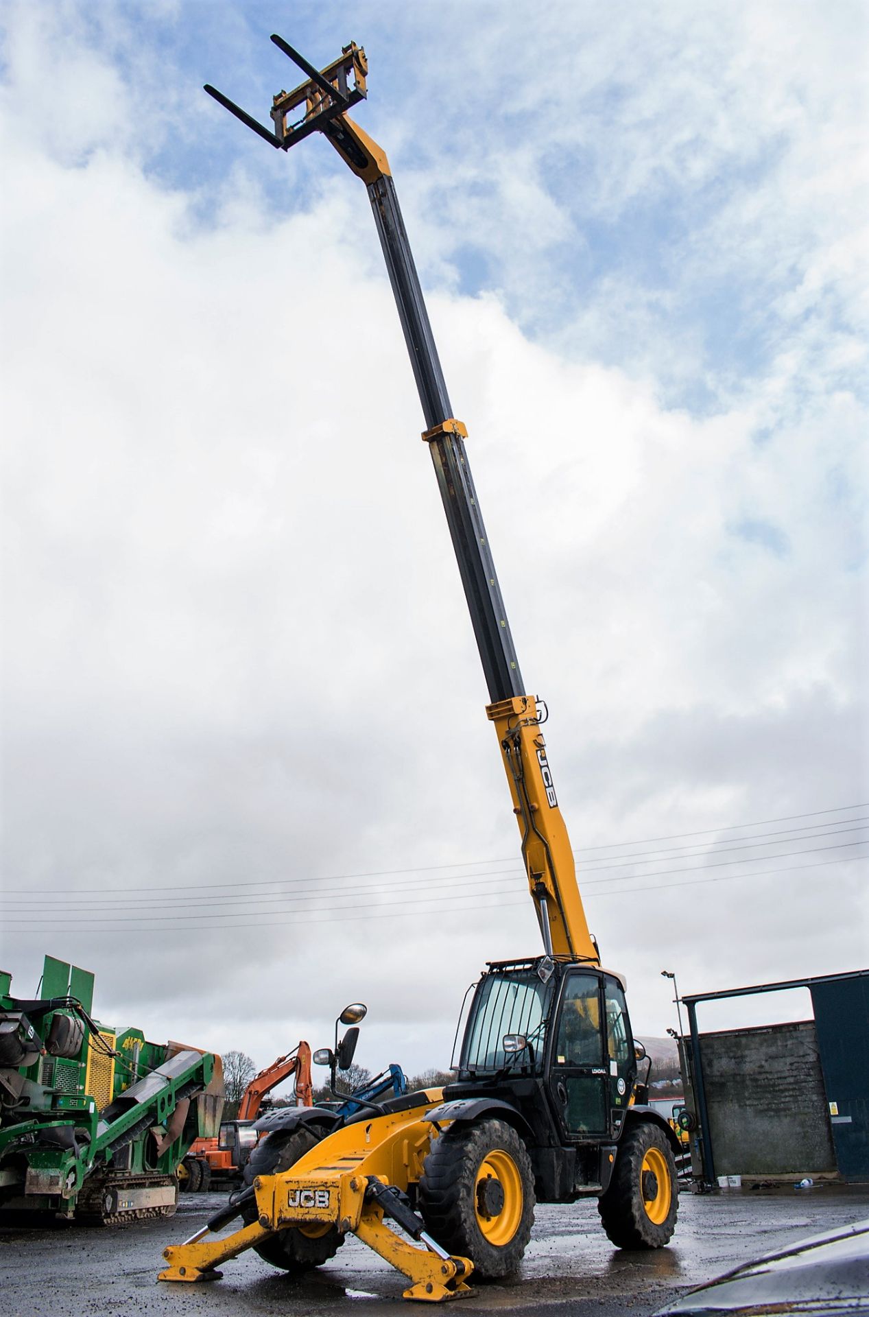 JCB 535-125 Hi-Viz 12.5 metre telescopic handler Year: 2012 S/N: 1534639 Recorded Hours: 5647 c/w - Image 9 of 21