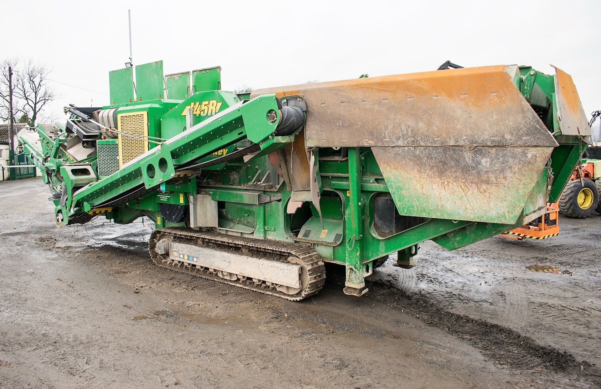 McCloskey J45R steel tracked high capacity jaw crusher Year: 2016 S/N: 73516 Recorded Hours: 4321 ( - Image 3 of 26