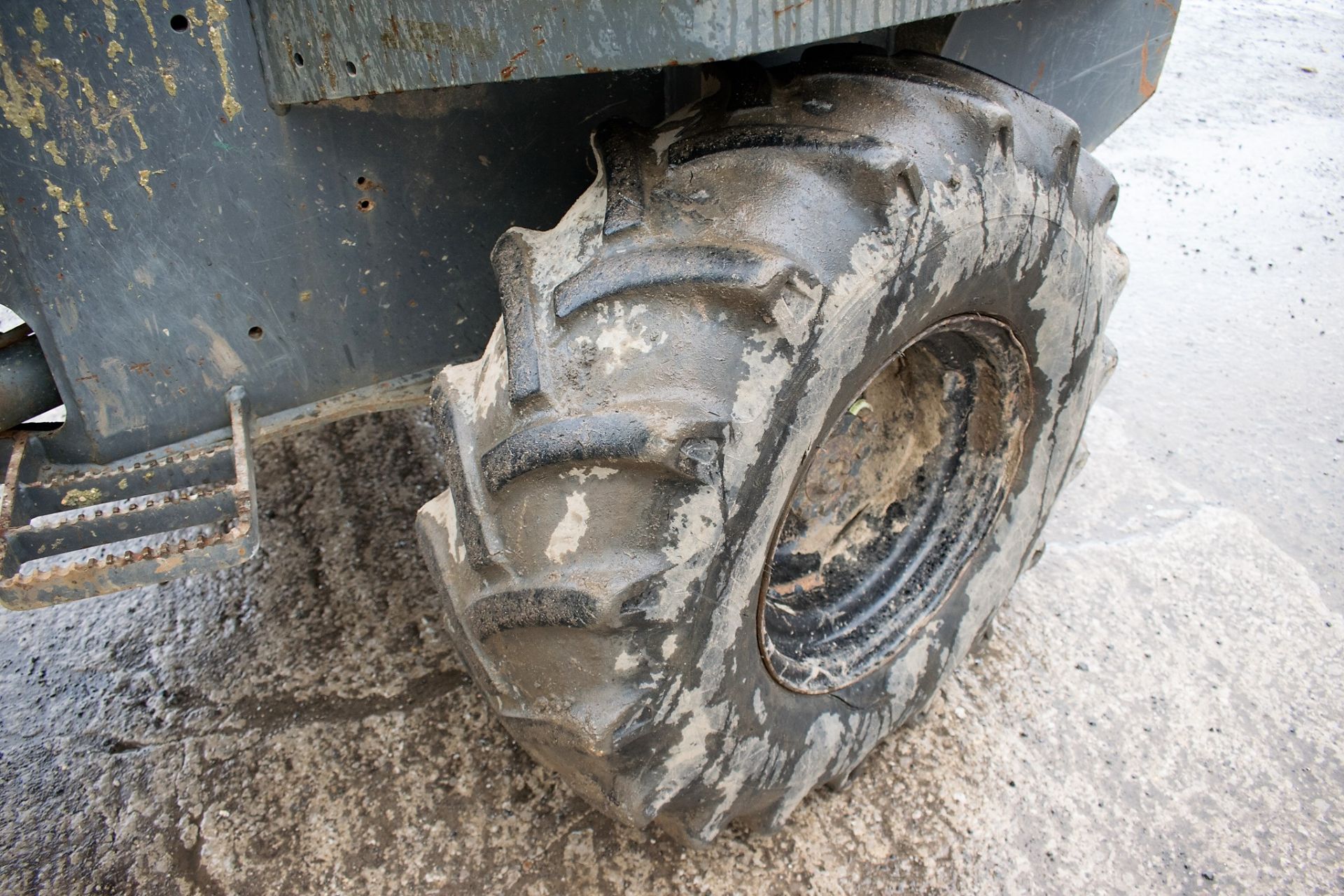 Benford Terex 3 tonne swivel skip dumper Year: 2008 S/N: E803FS142 Recorded Hours: 2029 A504517 - Image 15 of 20