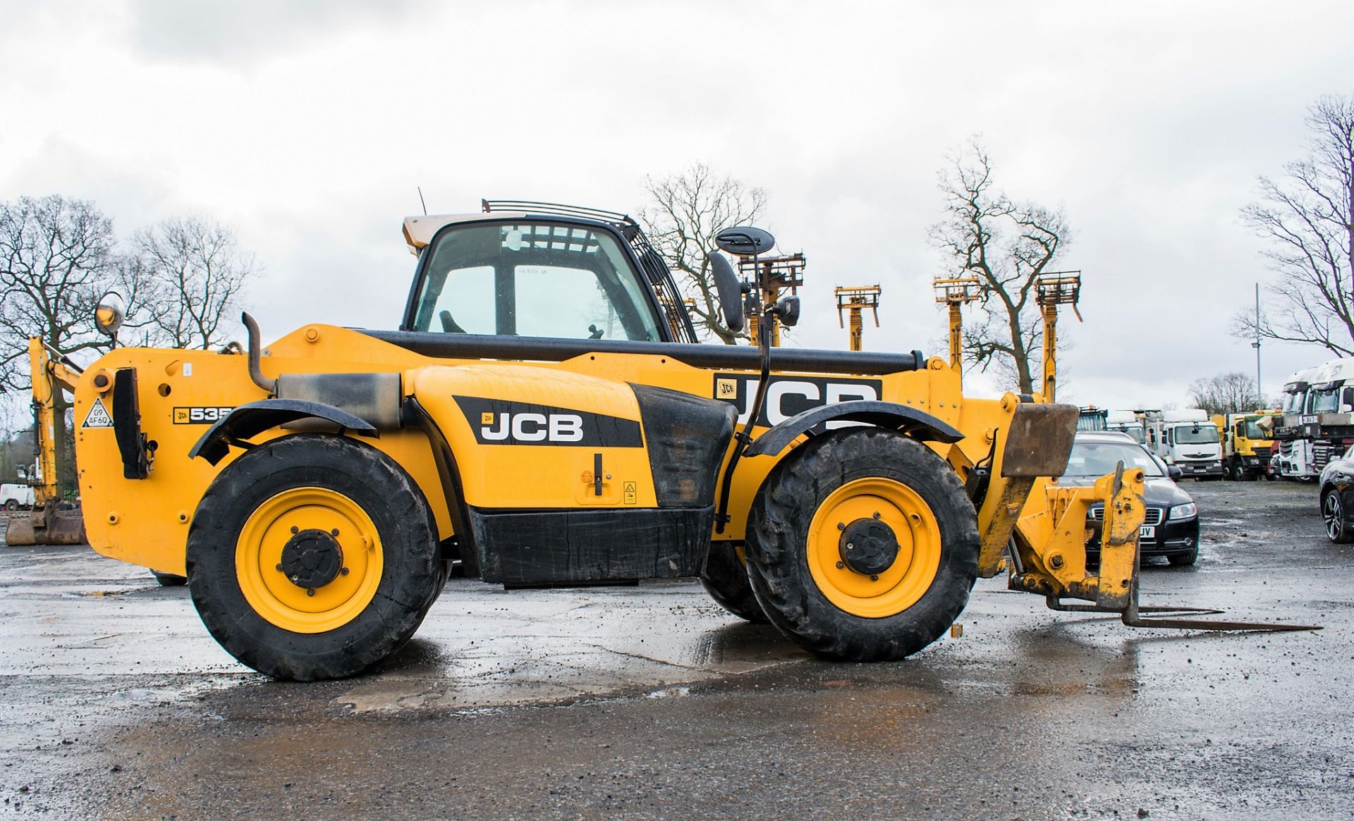 JCB 535-125 Hi-Viz 12.5 metre telescopic handler Year: 2012 S/N: 1534639 Recorded Hours: 5647 c/w - Image 8 of 21