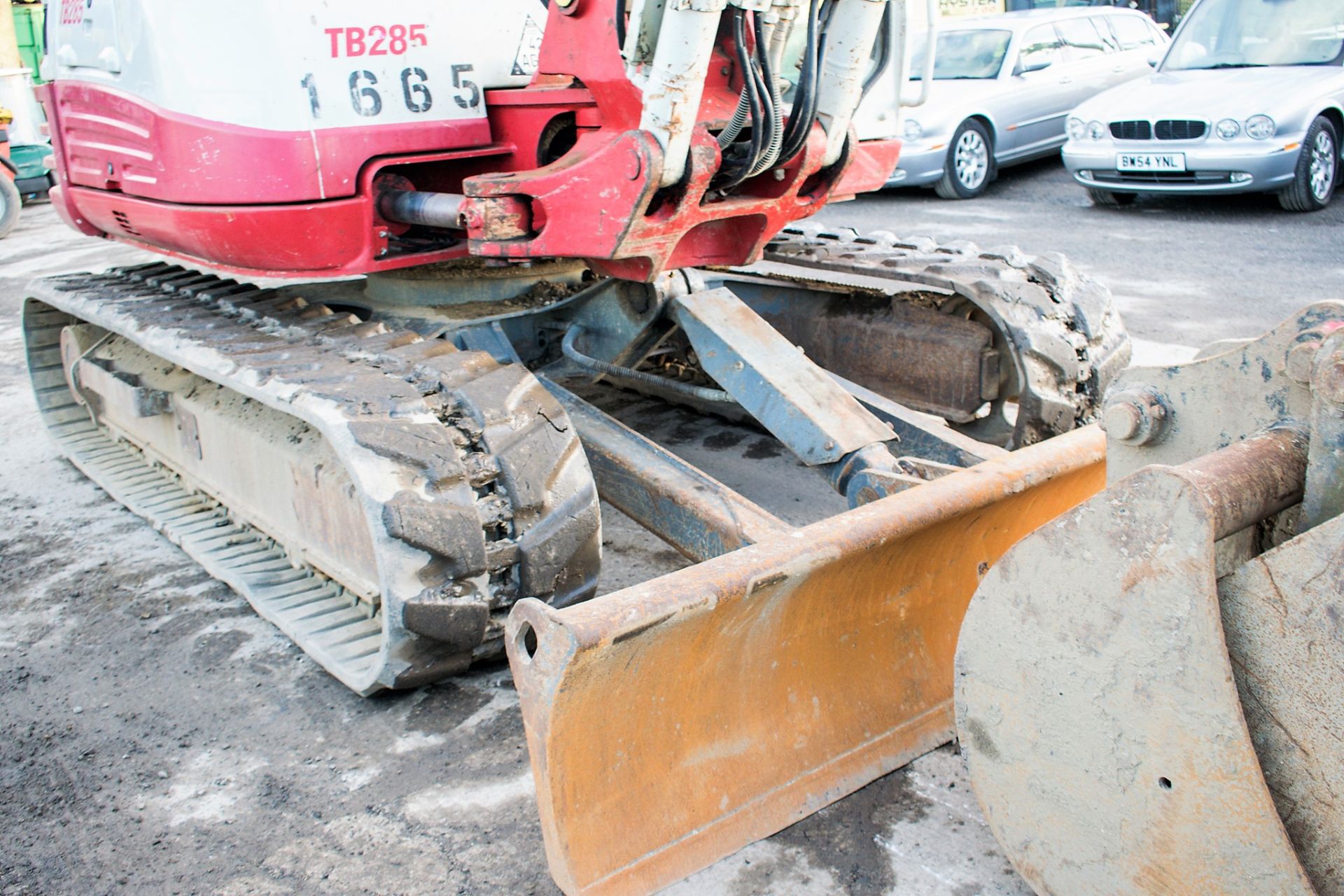 Takeuchi TB285 8.5 tonne rubber tracked excavator Year: 2013 S/N: 185000856 Recorded hours: 6571 - Image 13 of 21