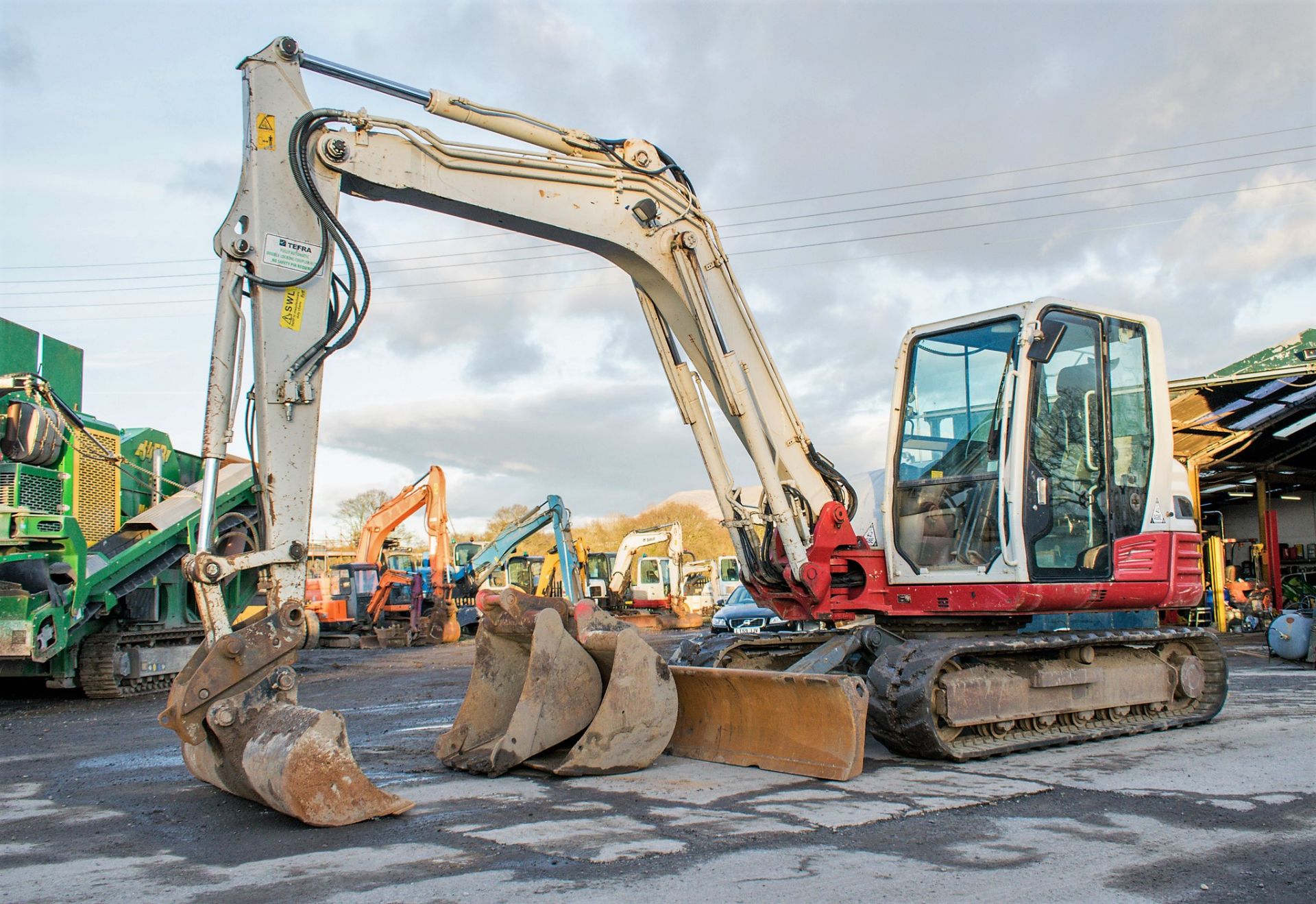 Takeuchi TB285 8.5 tonne rubber tracked excavator Year: 2013 S/N: 185000856 Recorded hours: 6571