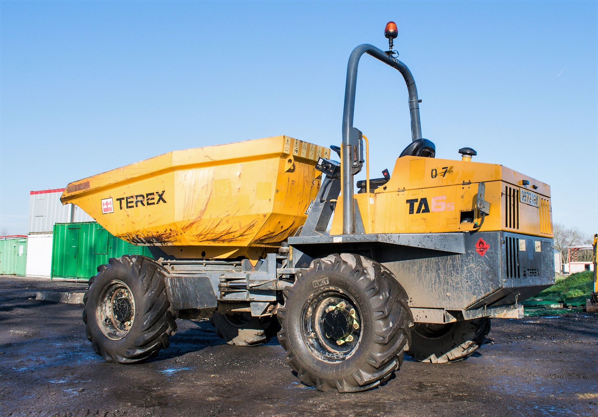 Benford Terex TA6 6 tonne swivel skip dumper Year: 2014 S/N: E3PJ5292 Recorded hours: 2019 - Image 3 of 19