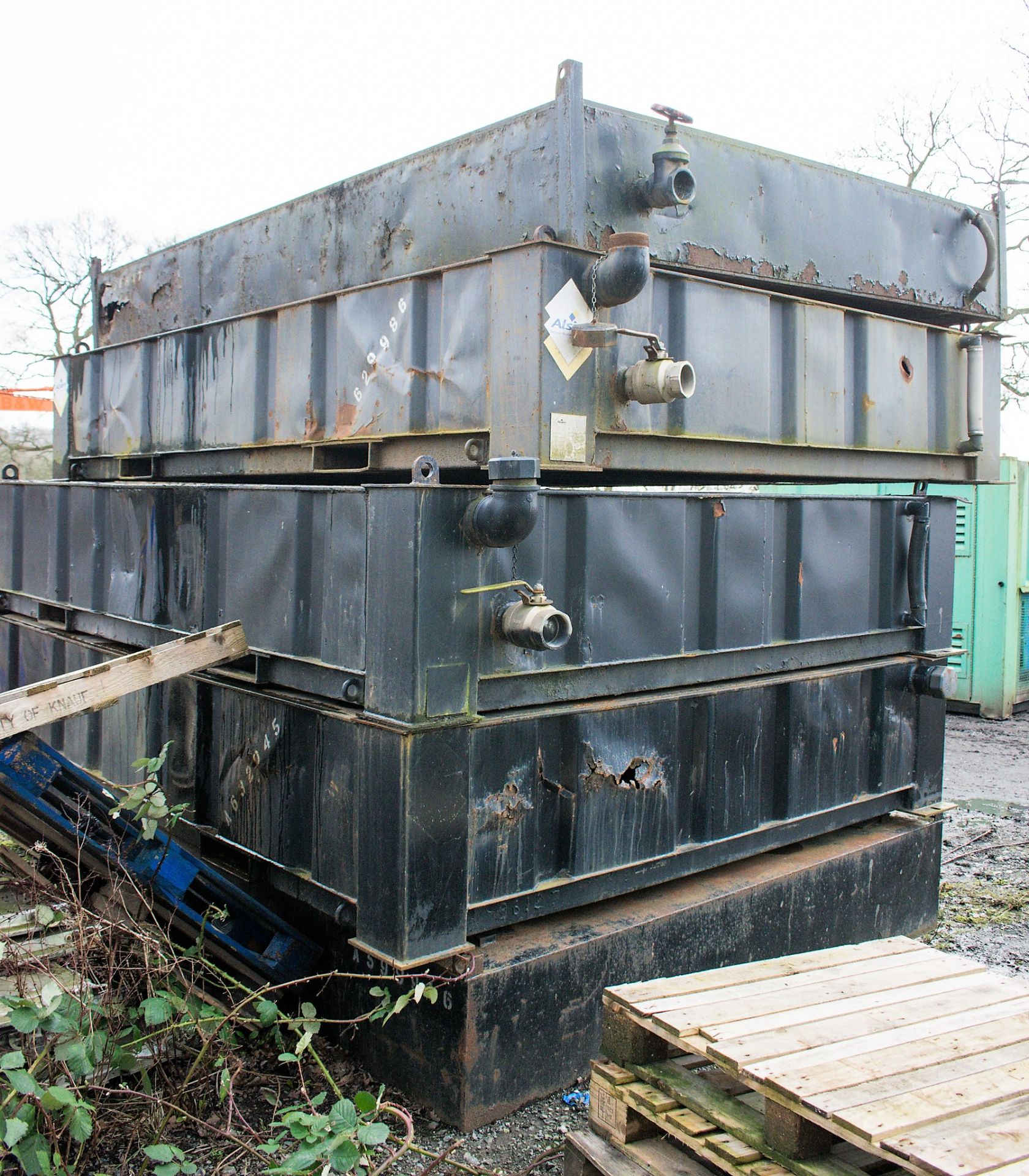 5 - steel effluent tanks - Image 2 of 2