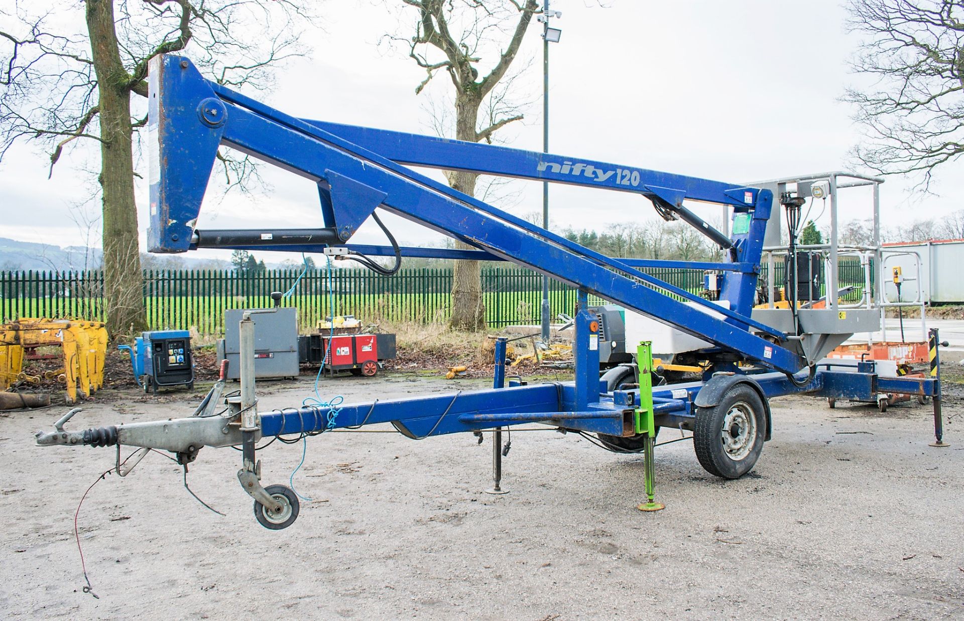 Nifty 120ME battery electric fast tow articulated boom lift access platform Year: 2005 S/N: 12575 **