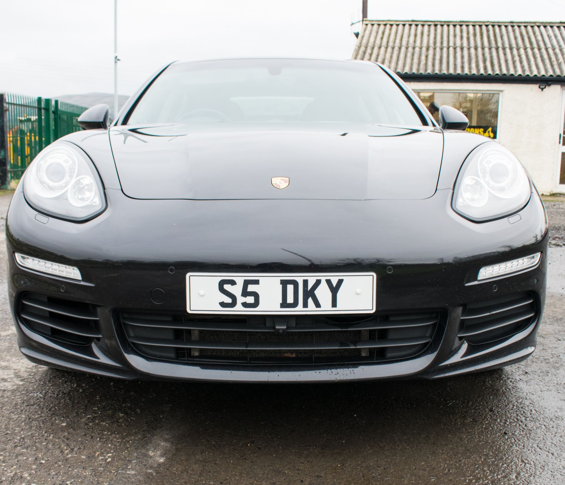 Porsche Panamera S e-hybrid tiptronic 5 door hatchback Reg: LF14 K5Z Date of registration: 13/03/ - Image 5 of 25