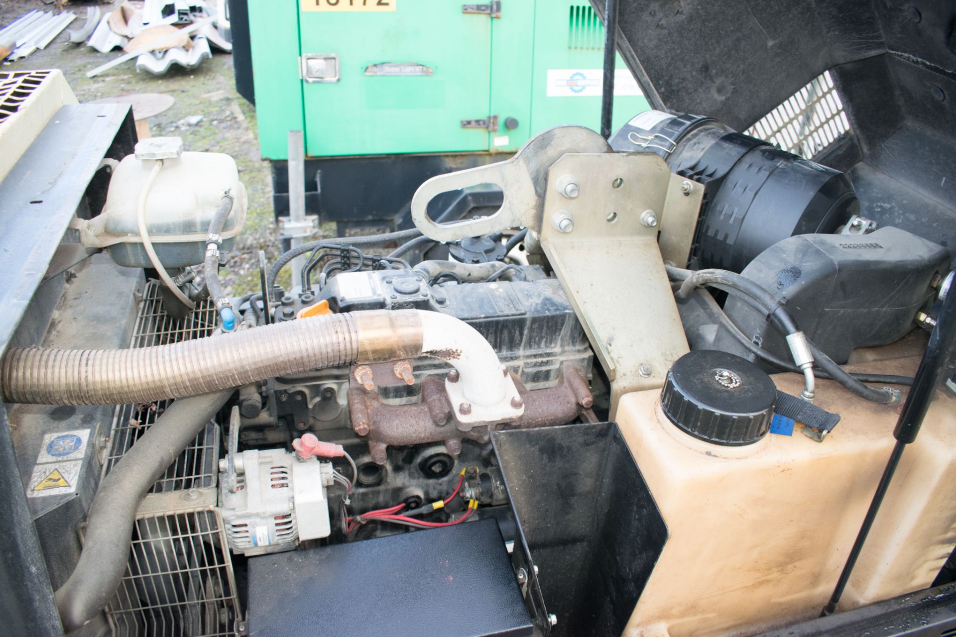 Doosan 741 diesel driven fast tow compressor/generator Year: 2013 S/N: 432072 Recorded Hours: 925 - Image 5 of 5