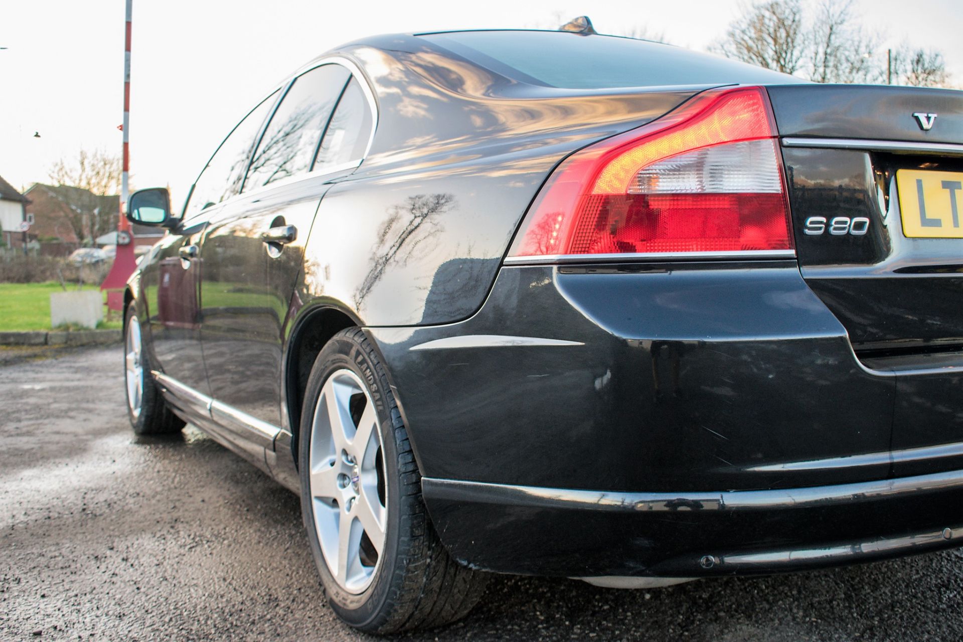 Volvo S80 SE Lux Automatic 4 door saloon car Registration Number: LT59 JJV Date of Registration: - Image 11 of 25