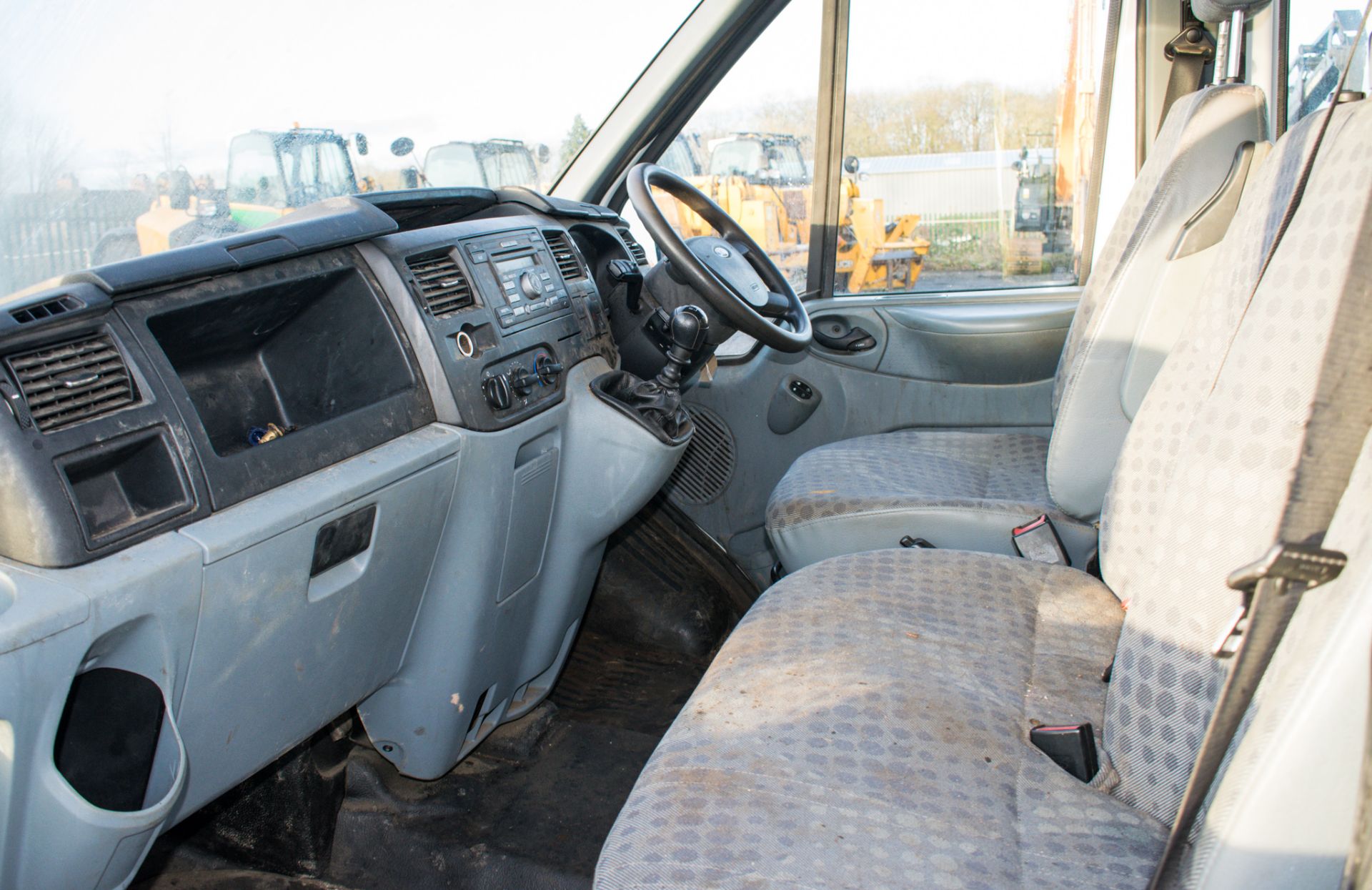 Ford Transit 100 T350 double cab tipper Registration Number:NK13 YPA Date of registration:14/03/2013 - Image 12 of 18