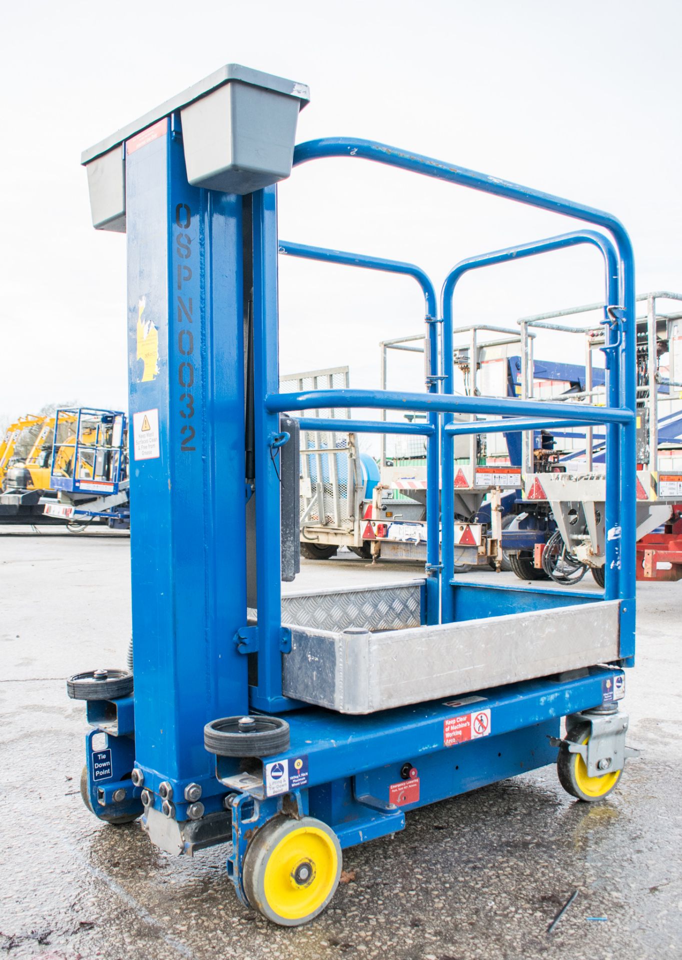 Power Tower Nano battery electric mobile personnel hoist access platform  08PN0032 - Image 3 of 8