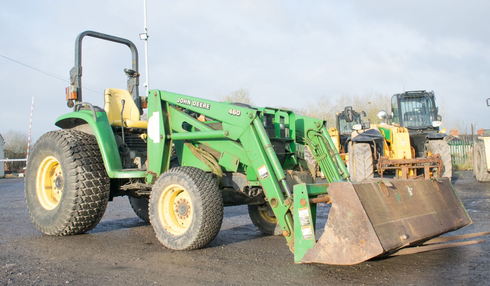 John Deere 460 diesel driven tractor Registration Number: PF04 SXK S/N: LV4710E279074 Date of - Image 9 of 17