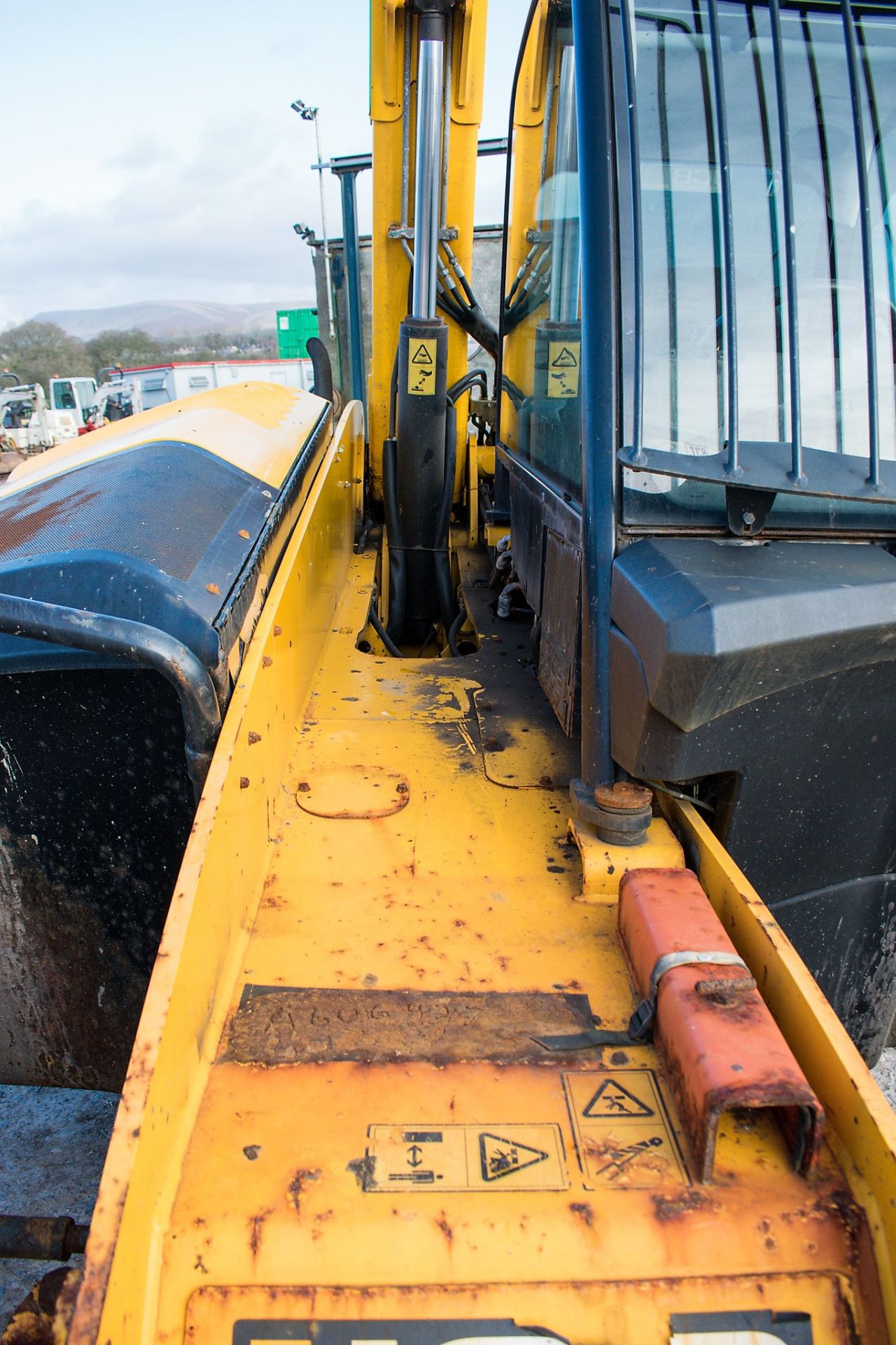 JCB 531-70 7 metre telescopic handler Year: 2013 S/N: 2179989 Recorded Hours: 1913 A606927 MM63 SZV - Image 11 of 21