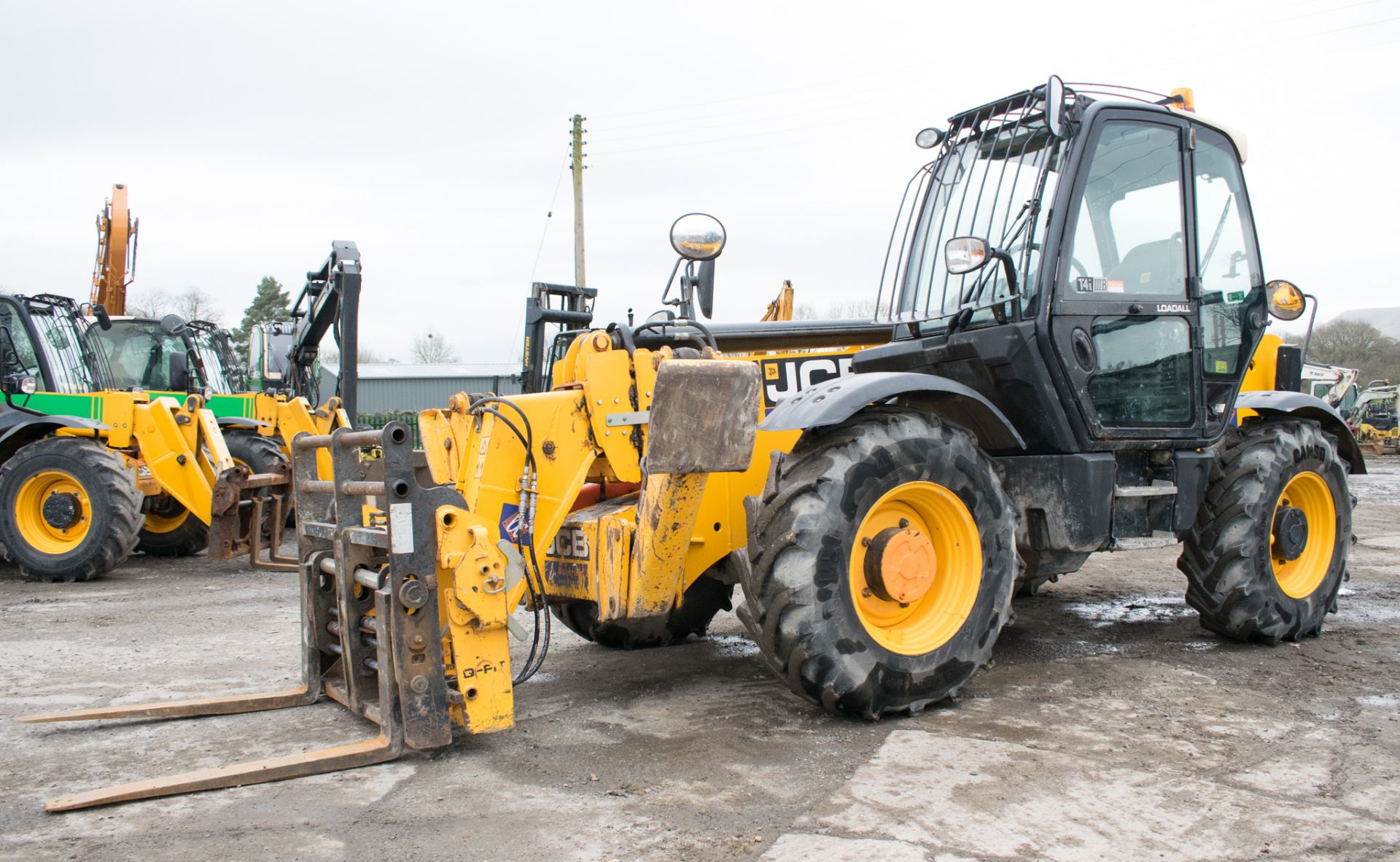 JCB 535-125 12.5 metre telescopic handler Year: 2015 S/N: 350818 Recorded Hours: 3388 c/w sway