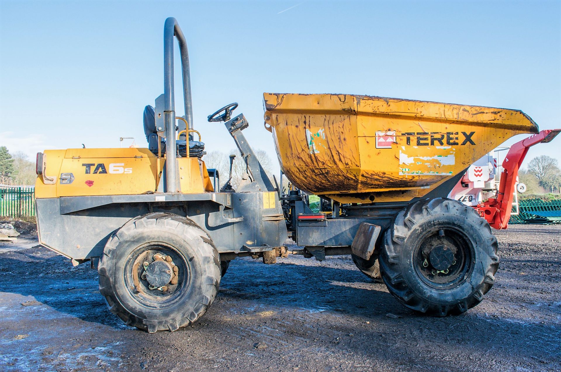 Benford Terex TA6 6 tonne swivel skip dumper Year: 2012 S/N: MT3536 Recorded hours: 2430 A577955 - Image 8 of 20