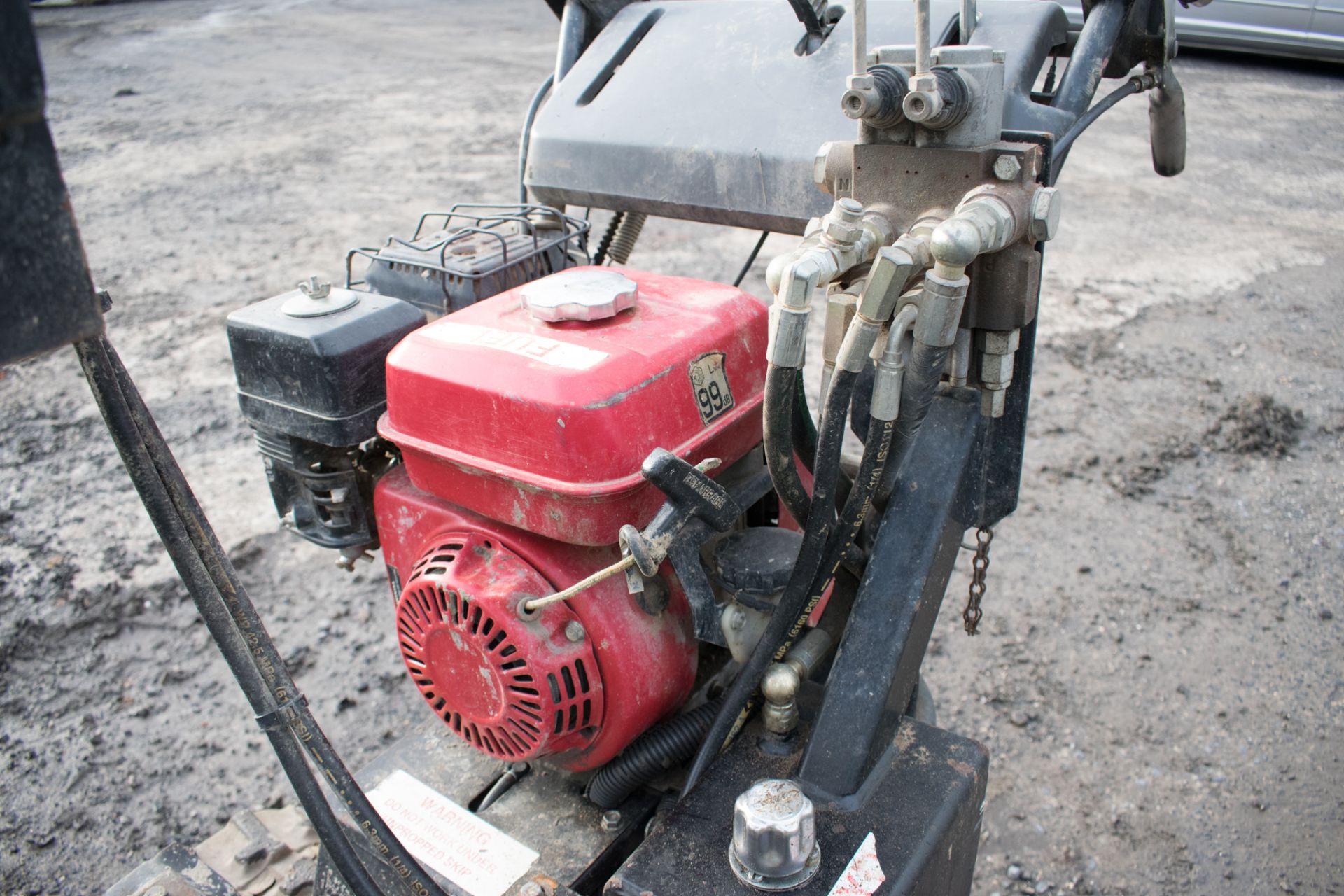 Honda TD500 HL petrol driven walk behind hi-tip tracked dumper Year: 2007 S/N: 1643 P3080 ** No - Image 7 of 11