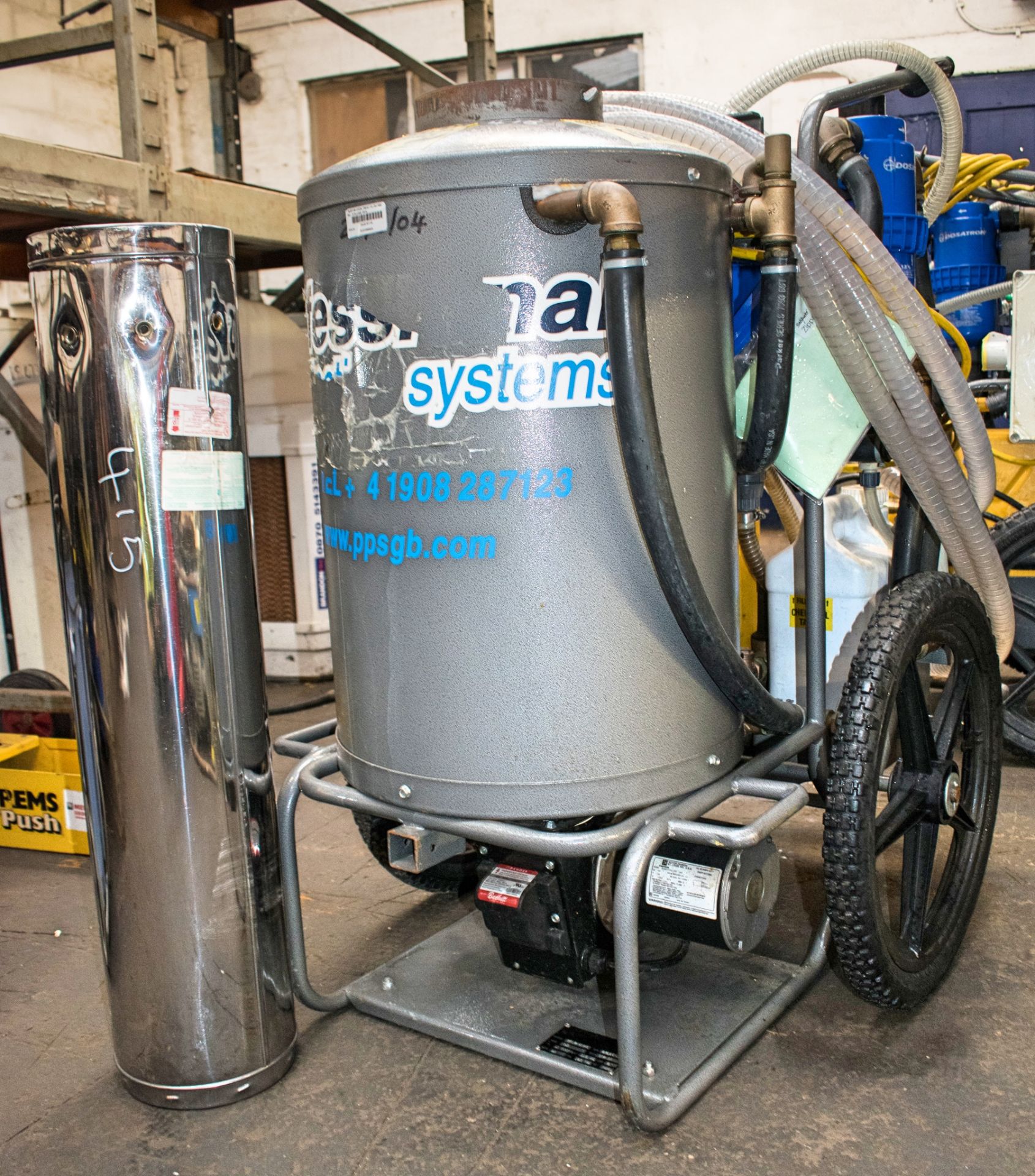 Diesel fuelled chemical decontamination personnel washer c/w flue ** Ex Fire and Rescue service**