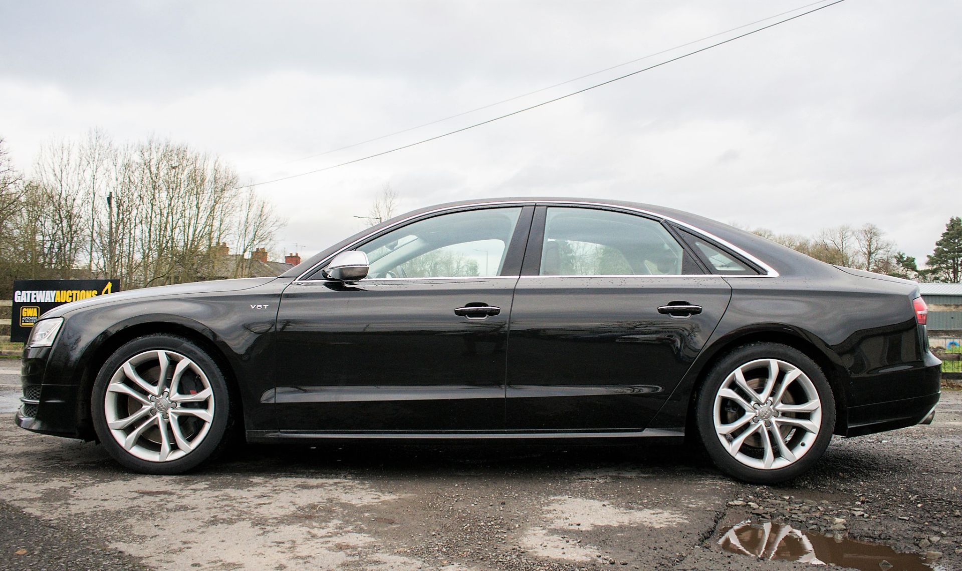Audi S8 V8 TFSi Quattro Auto 4 door saloon car Registration Number: MW65 RXD Date of Registration: - Image 7 of 20