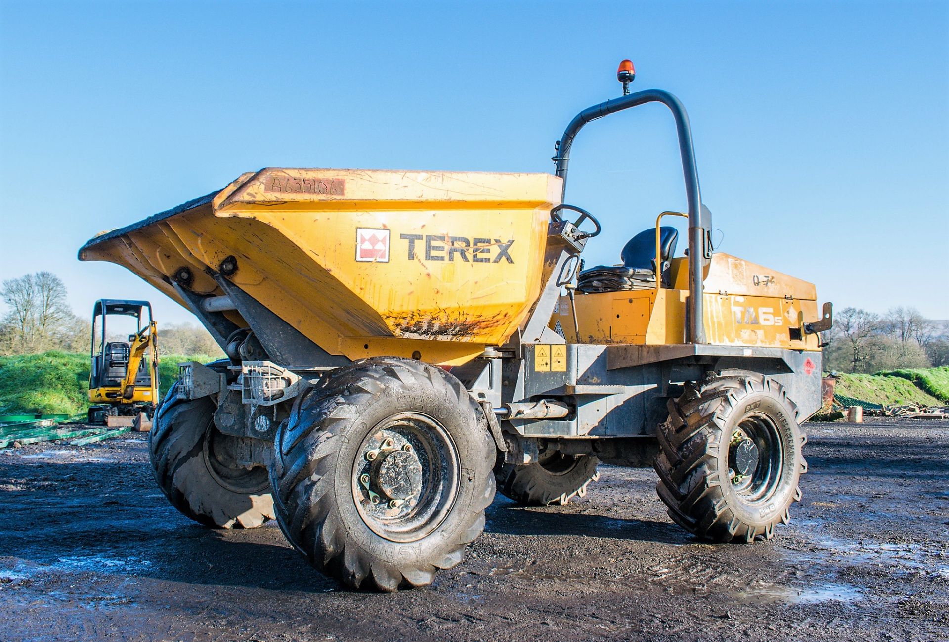 Benford Terex TA6 6 tonne swivel skip dumper Year: 2014 S/N: E3PJ5292 Recorded hours: 2019