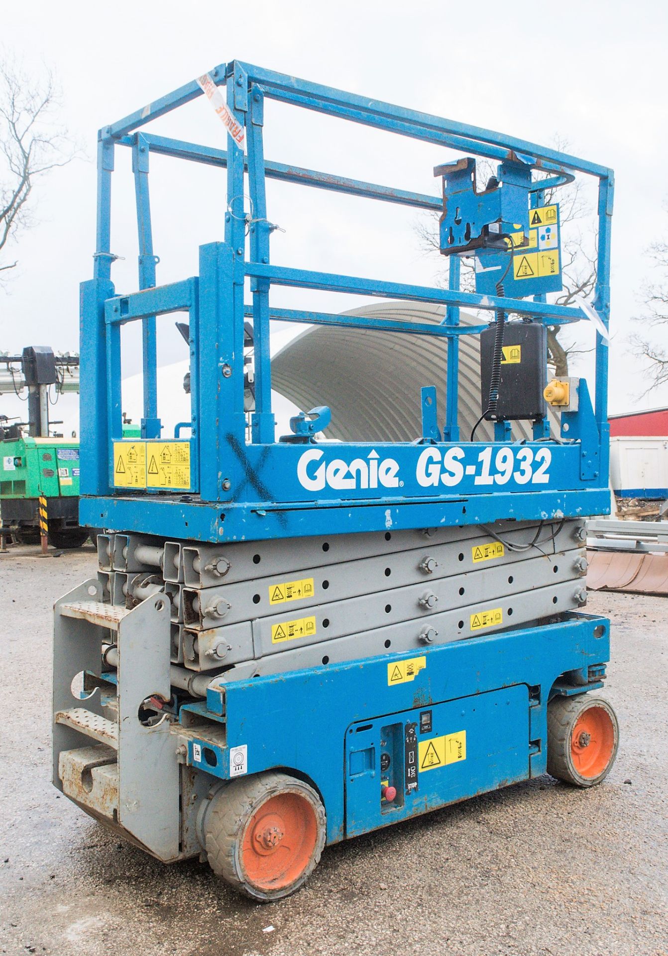 Genie GS 1932 ES battery electric scissor lift access platform Recorded Hours: 278 - Image 3 of 7