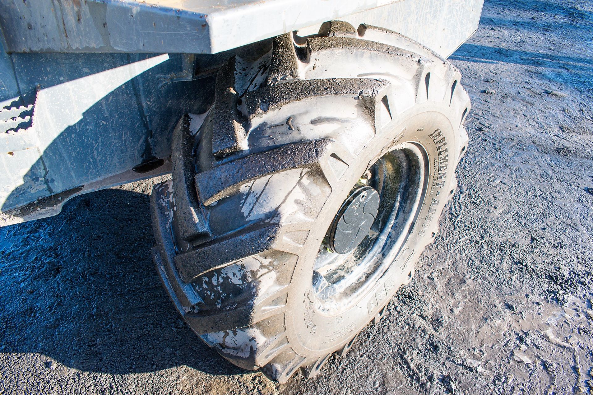 Benford Terex TA6 6 tonne swivel skip dumper Year: 2014 S/N: E3PJ5292 Recorded hours: 2019 - Image 11 of 19