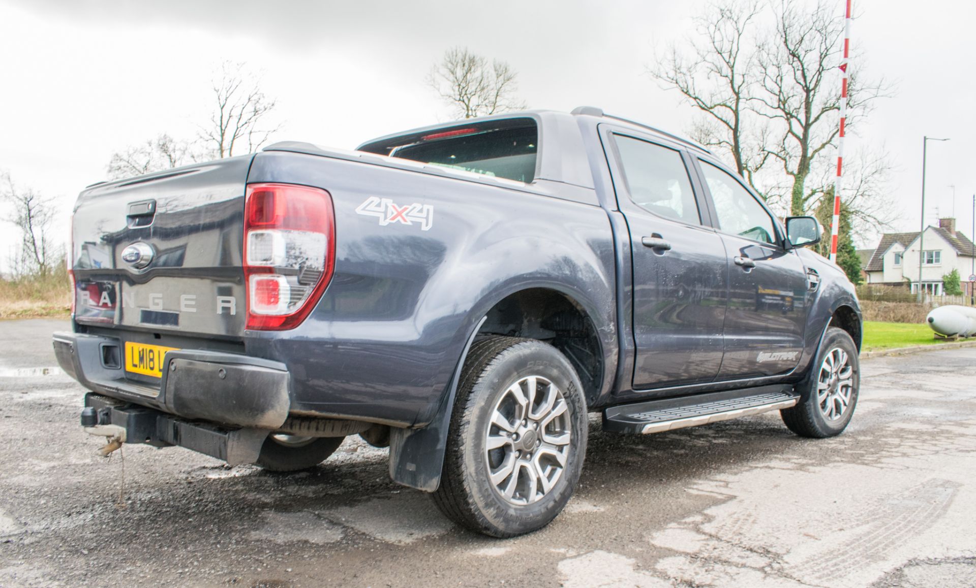 Ford Ranger Wildtrak 4 x 4 DCB TDCI automatic pick-up Registration number: LM18 LKE Date of - Image 3 of 24