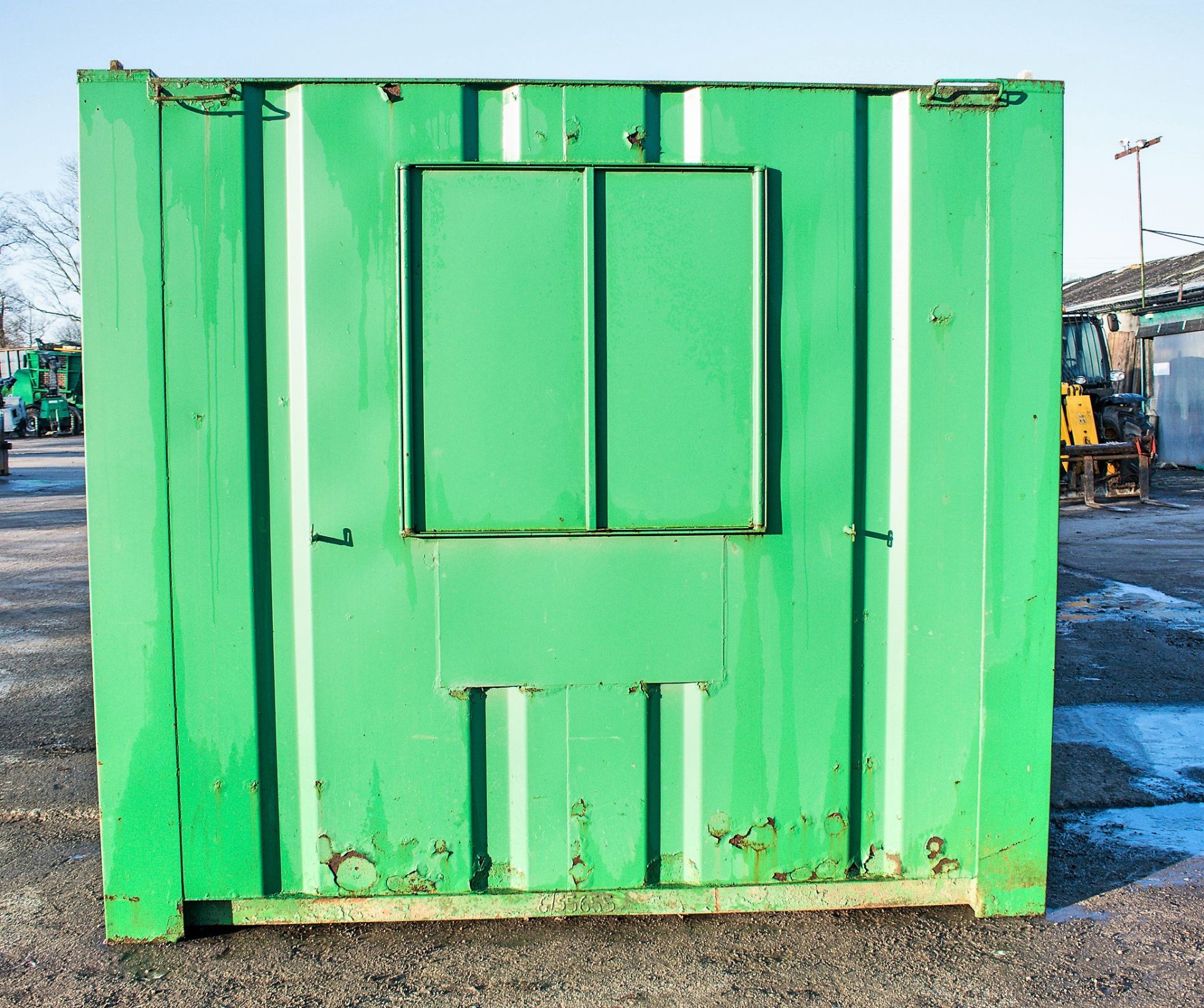 21 ft x 9 ft steel anti-vandal welfare site unit Comprising of: canteen area, toilet & generator - Image 5 of 11