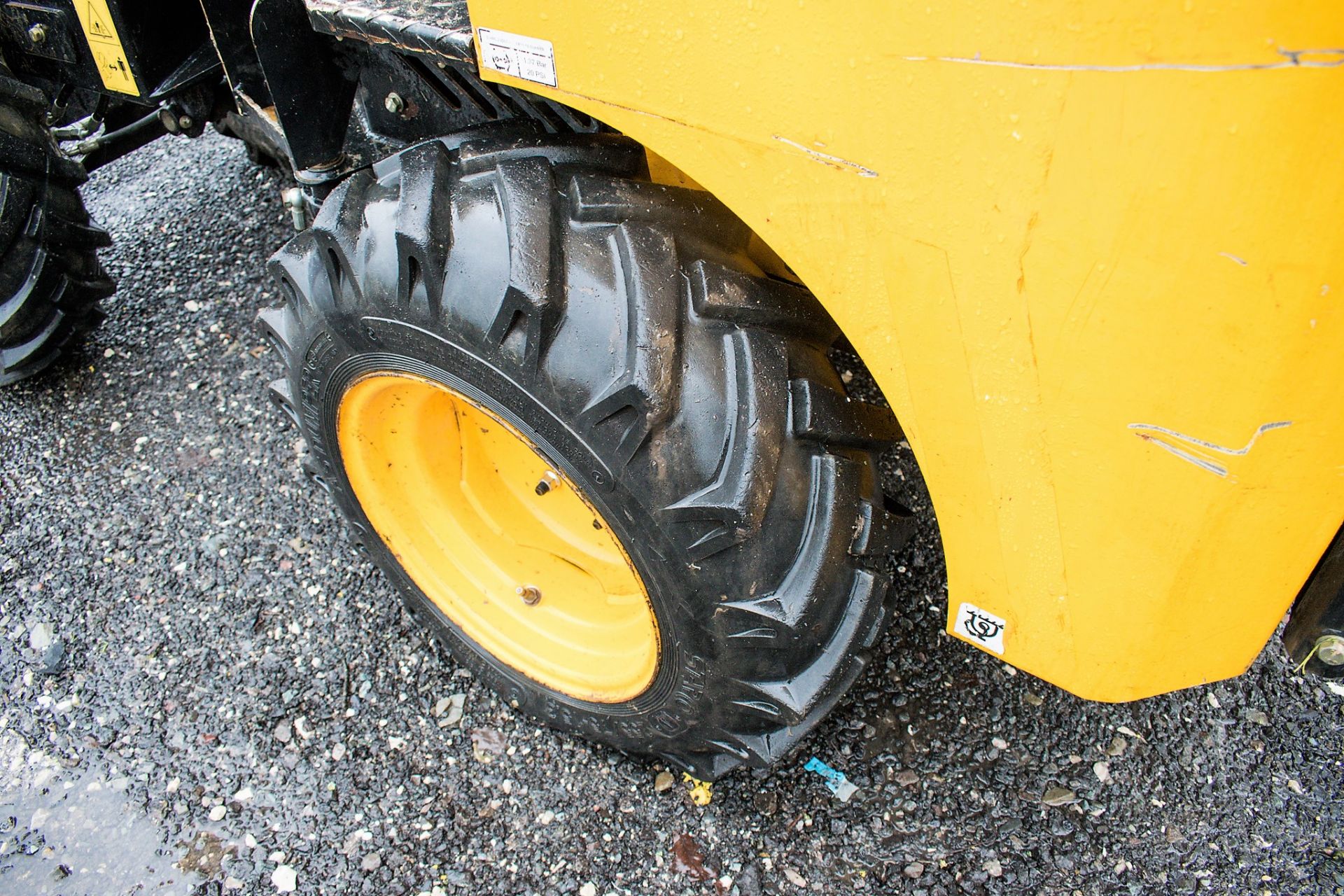 JCB 1THT 1 tonne high tip dumper  Year: 2016  S/N: JEGGR Recorded Hours: 595 - Image 11 of 17