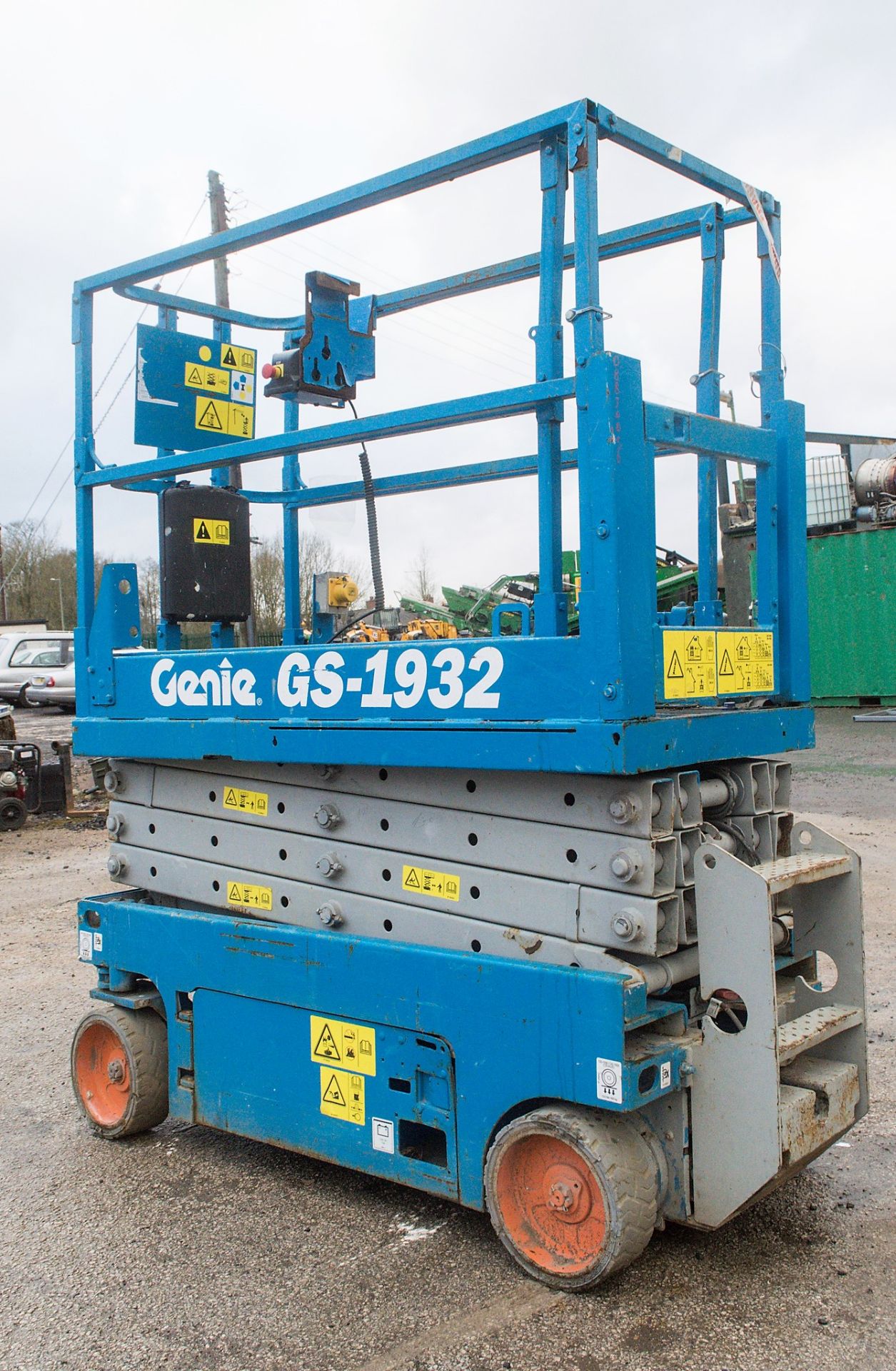 Genie GS 1932 ES battery electric scissor lift access platform Recorded Hours: 278 - Image 2 of 7