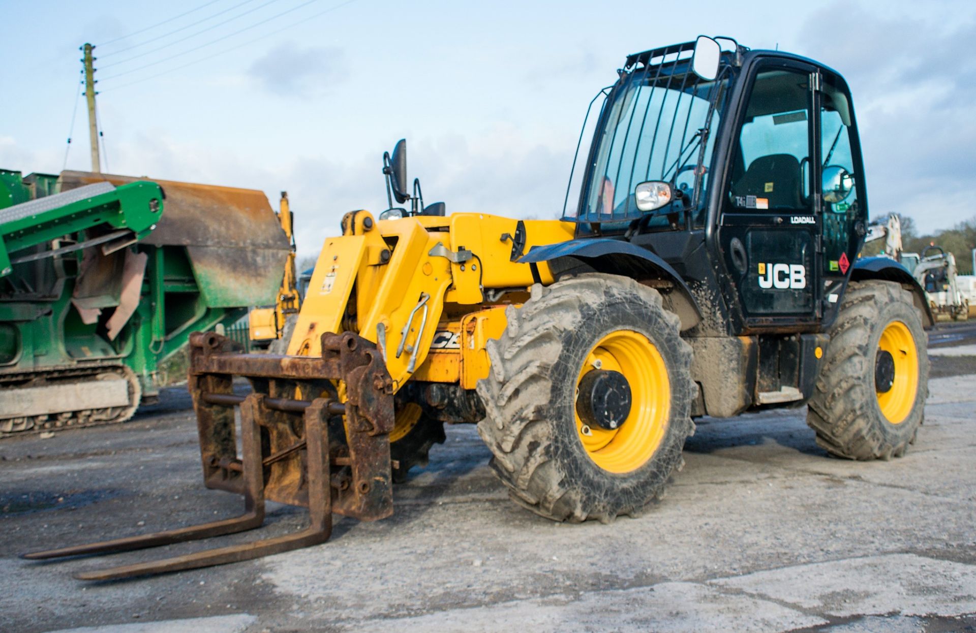 JCB 531-70 7 metre telescopic handler Year: 2013 S/N: 2179989 Recorded Hours: 1913 A606927 MM63 SZV