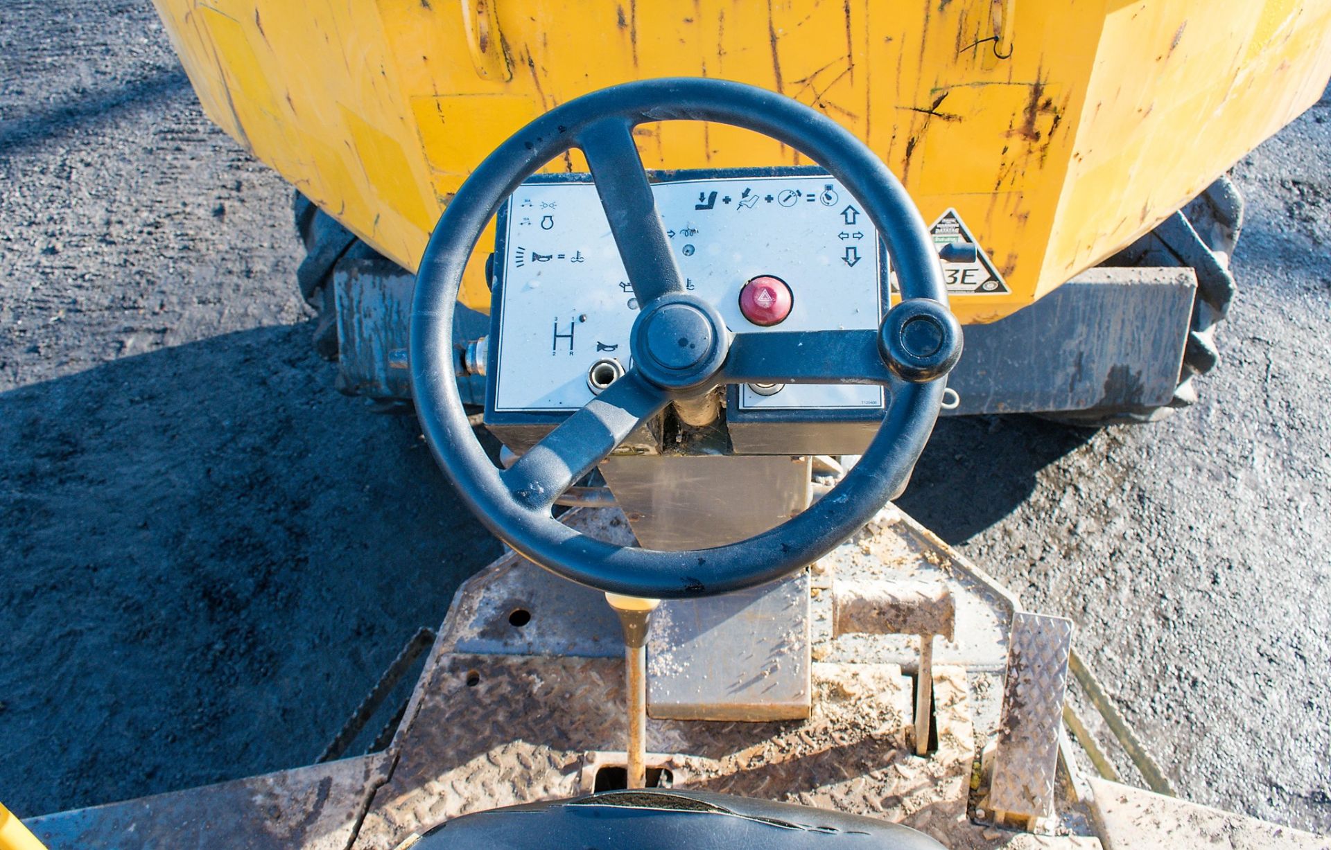 Benford Terex TA6 6 tonne swivel skip dumper Year: 2014 S/N: E3PJ5292 Recorded hours: 2019 - Image 18 of 19