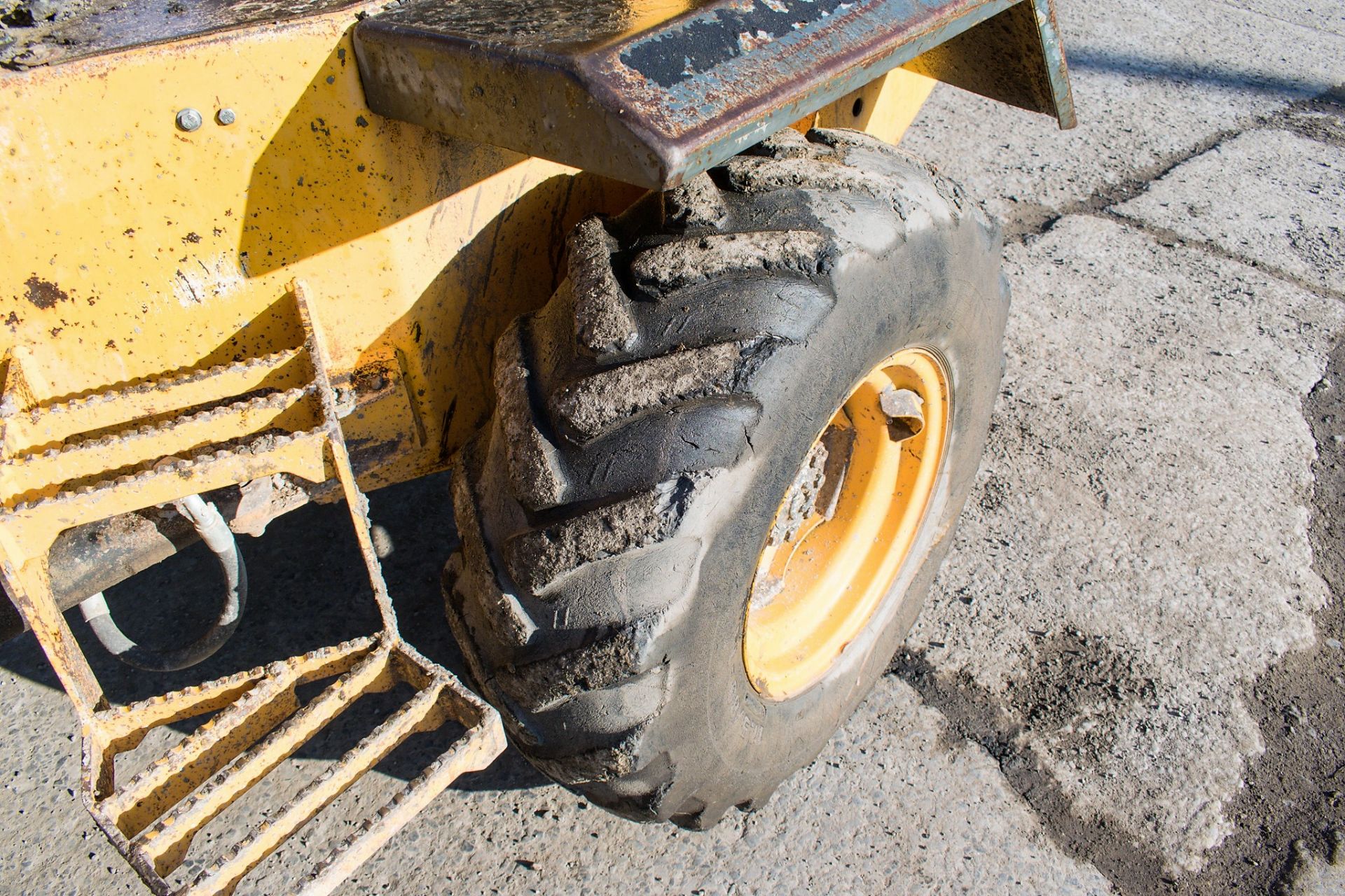 Barford 3 tonne swivel skip dumper Year: 2007 S/N: SHVA0056 Recorded Hours: 354 - Image 11 of 21