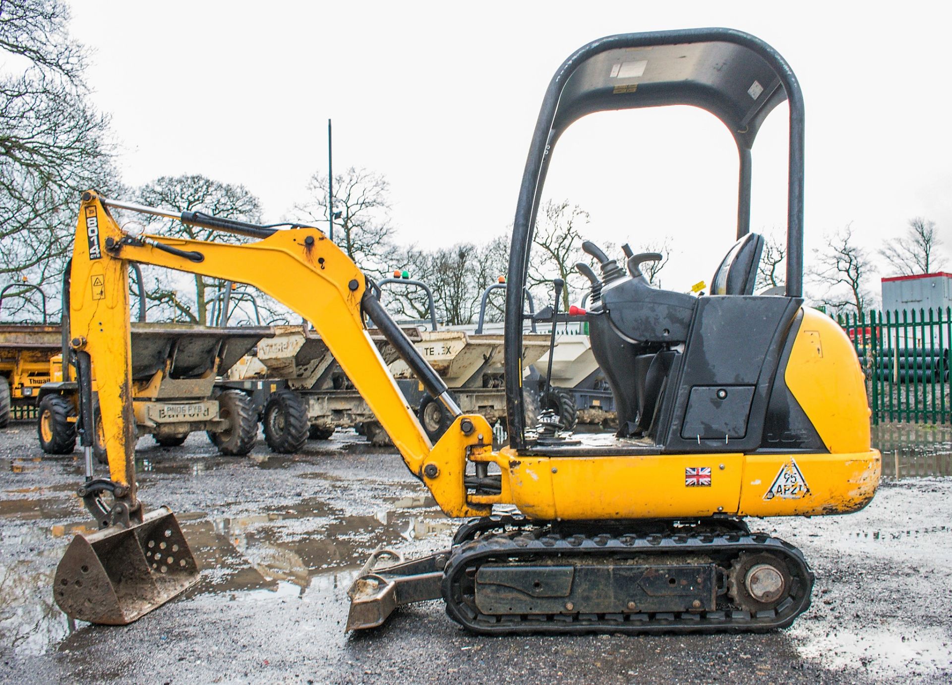 JCB 8014 CTS 1.5 tonne rubber tracked mini excavator Year: 2016 S/N: 2475471 Recorded Hours: 1160 - Image 7 of 17