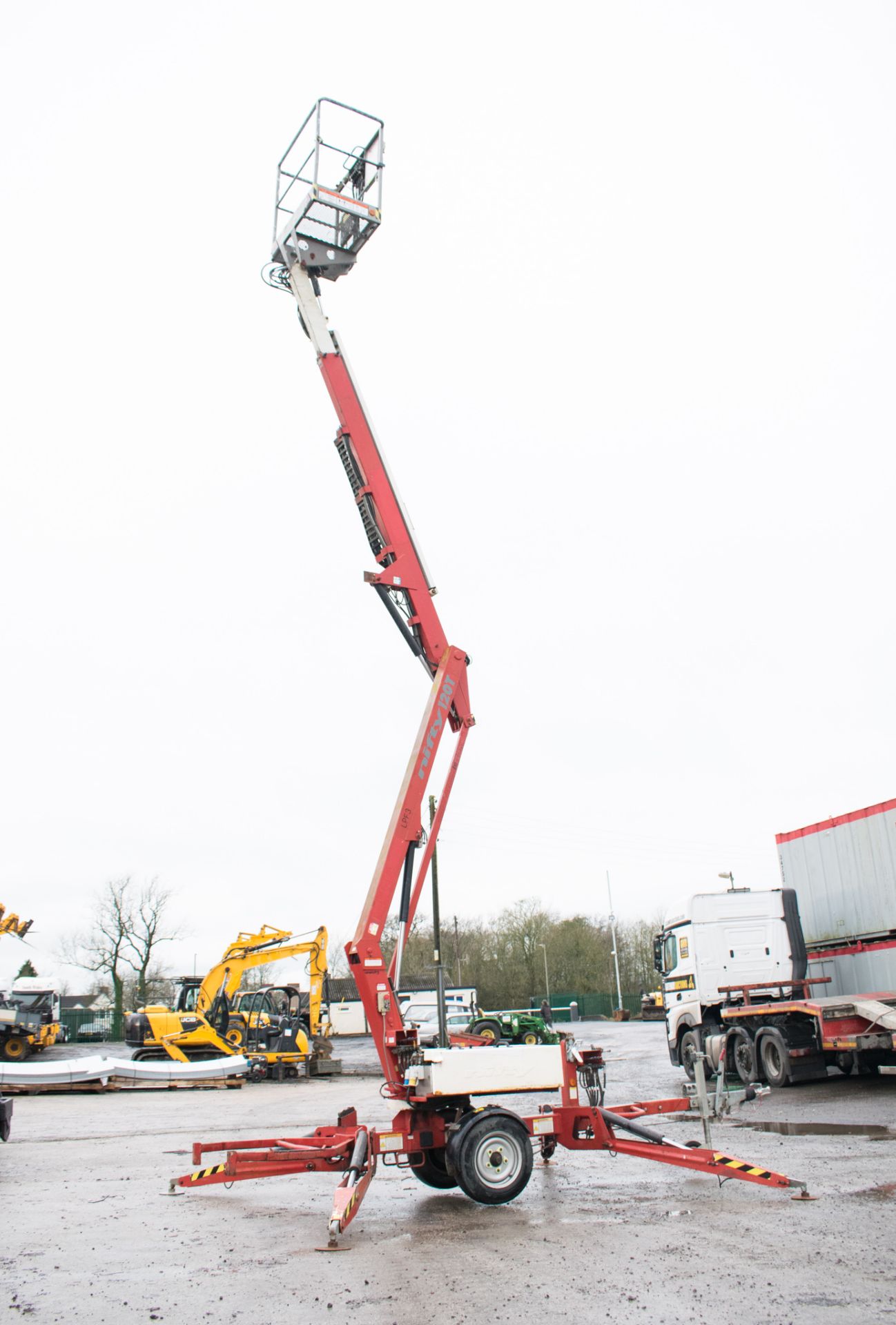 Nifty 120 TE fast tow articulated boom lift access platform Year: 2005 S/N: 0413653 WOOLPF3 - Image 7 of 9