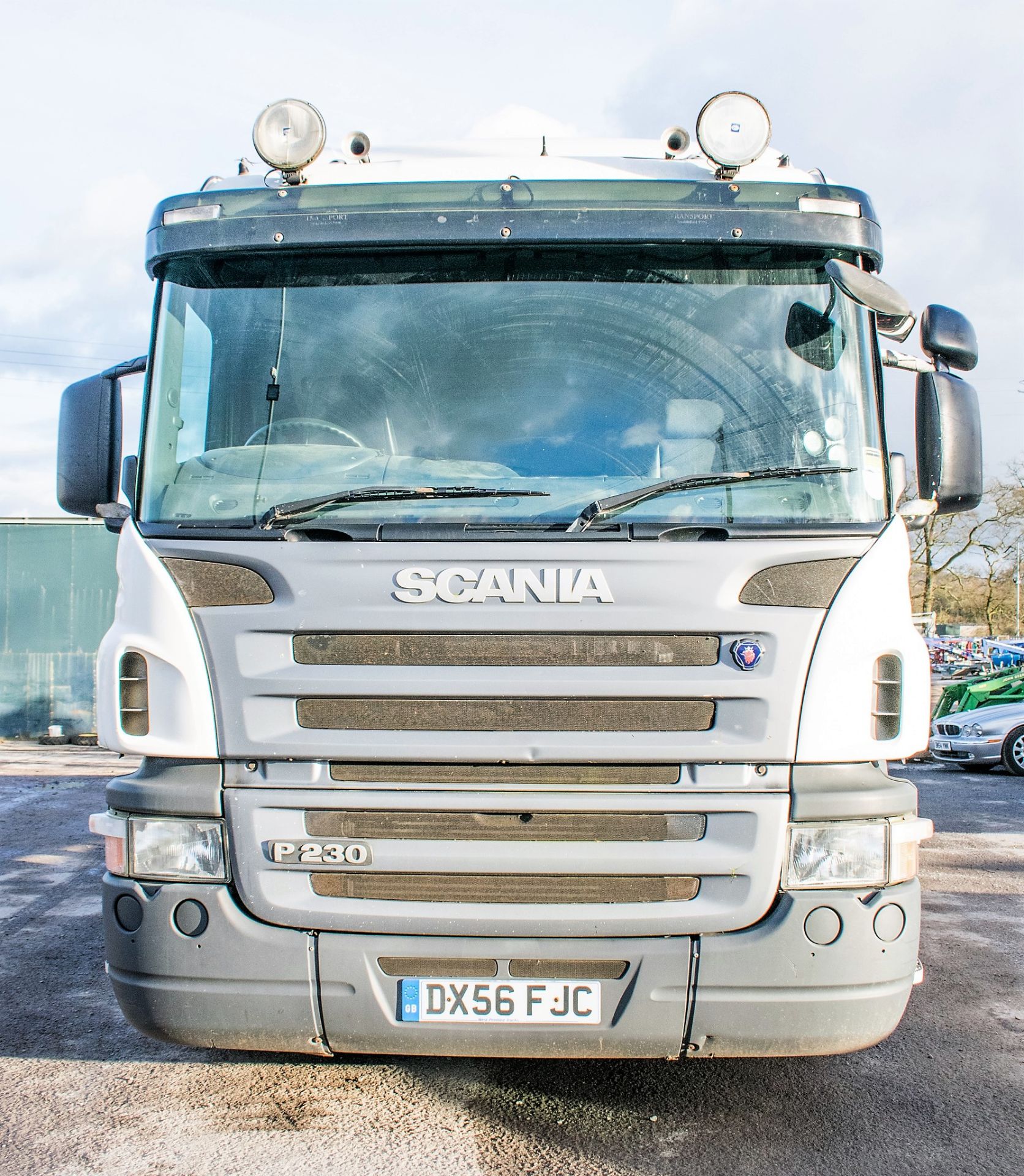 Scania P230 18 tonne automatic 4x2 beaver tail plant lorry Registration number: DX56 FJC Date of - Image 5 of 16