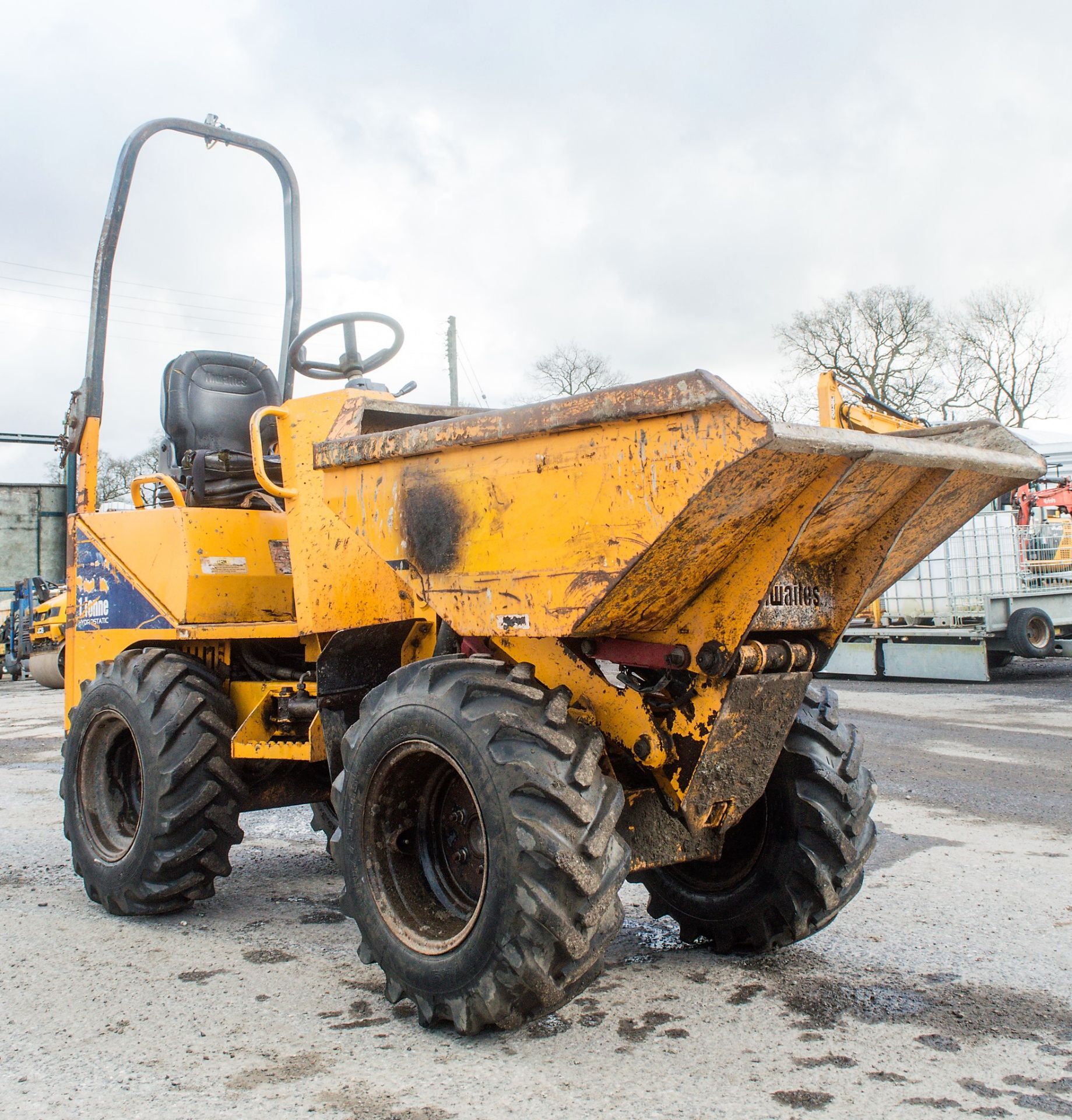 Thwaites 1 tonne hi tip dumper Year: 2007 S/N: 708B1761 Recorded Hours: 2420 220E0033 - Image 2 of 19