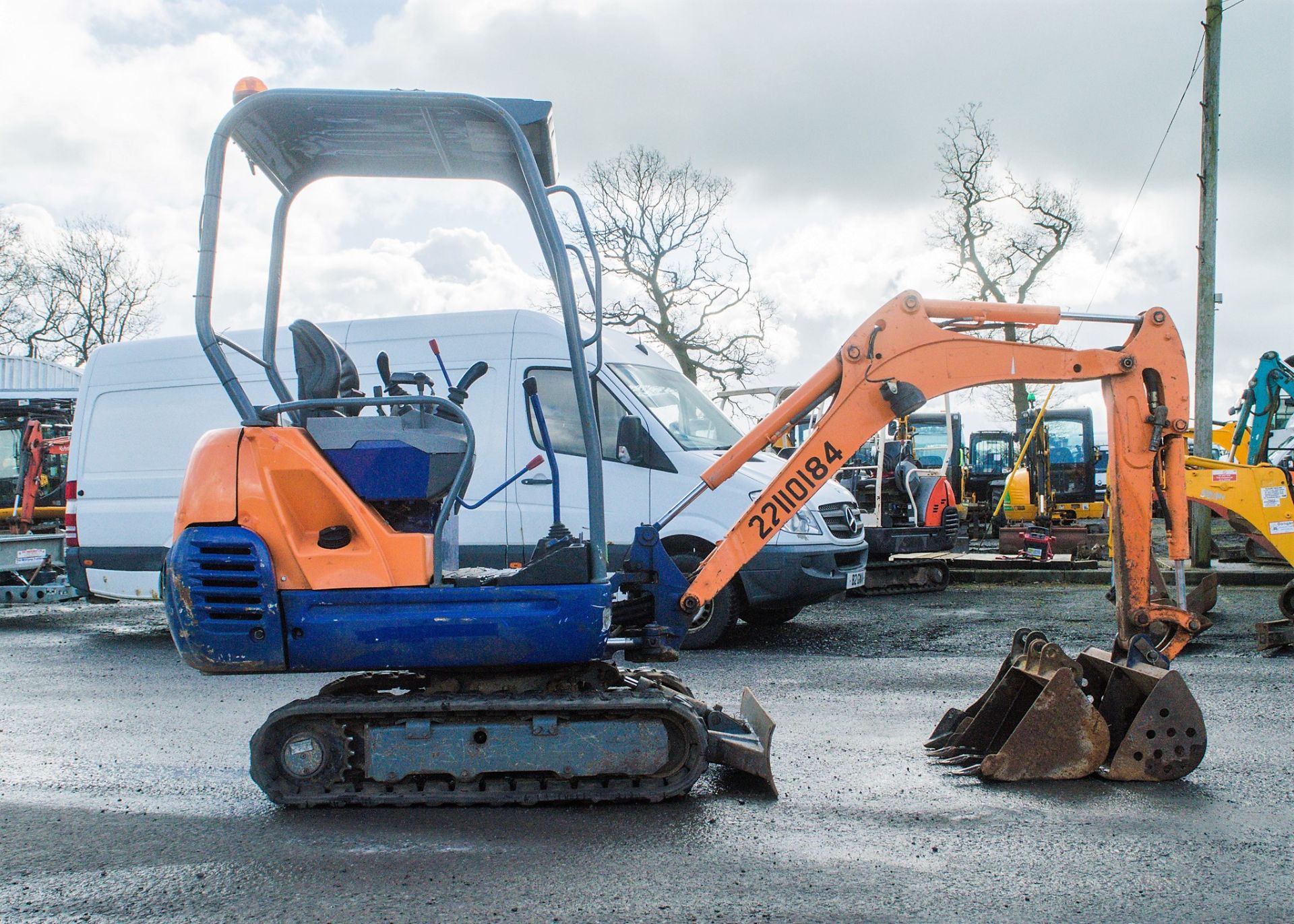 Kubota KX36-3 1.5 tonne rubber tracked mini excavator Year: S/N: Recorded Hours: 3731 blade, piped & - Image 8 of 20